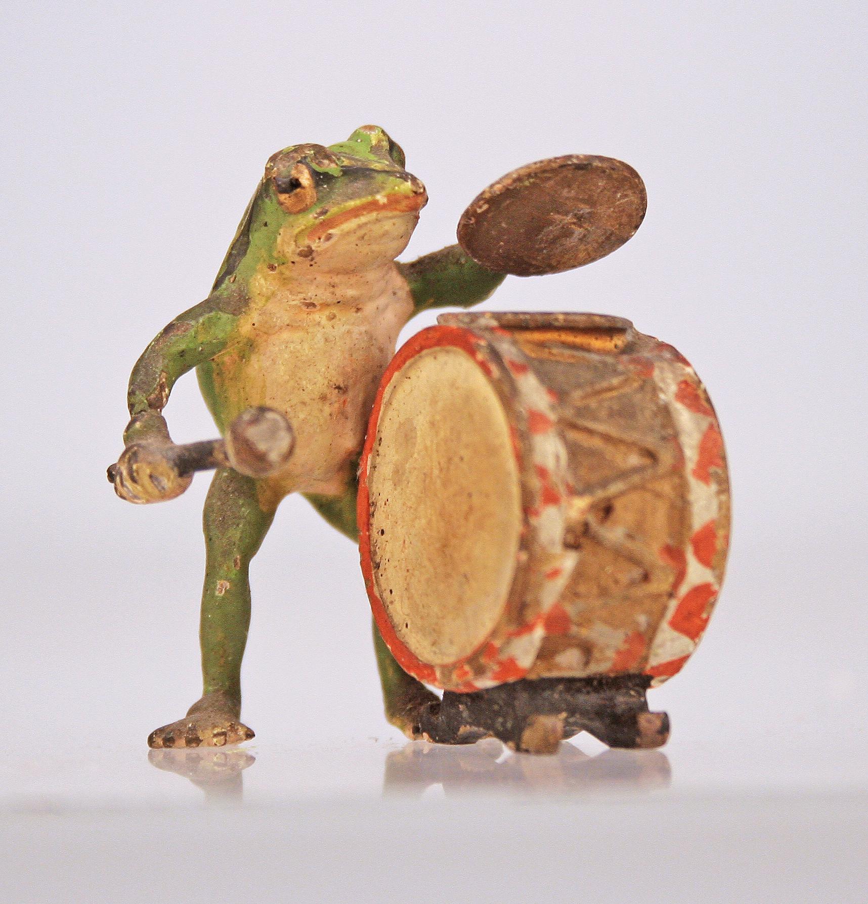 Belle Époque Austrian/Viennese Group of Bronze Sculptures of Band/Musician Frogs For Sale 9