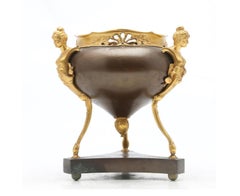 Centre de table Belle Époque en bronze, début du 20e siècle.