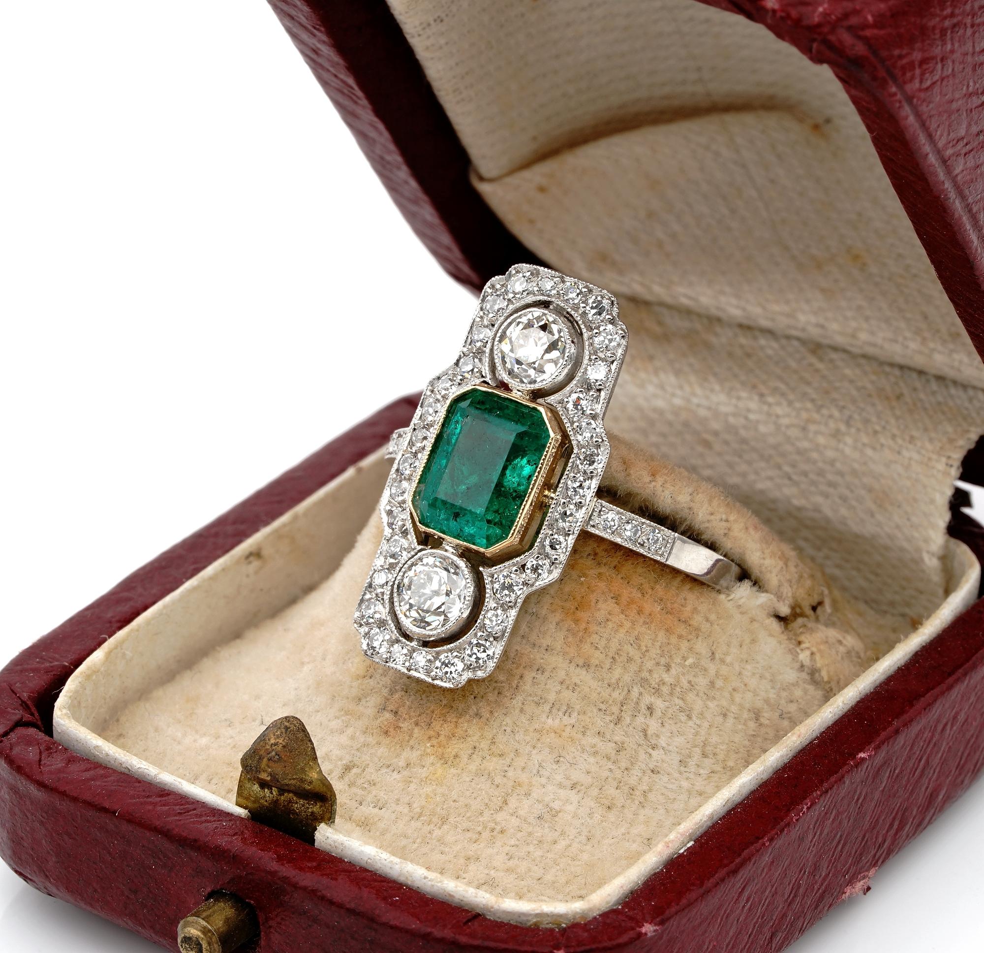 Belle Époque Colombian Emerald Diamond Rare Platinum Ring For Sale 1