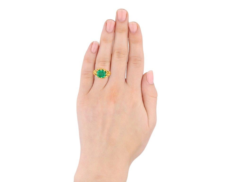 Women's or Men's Belle Époque Colombian Emerald Solitaire Ring, French, circa 1895 For Sale