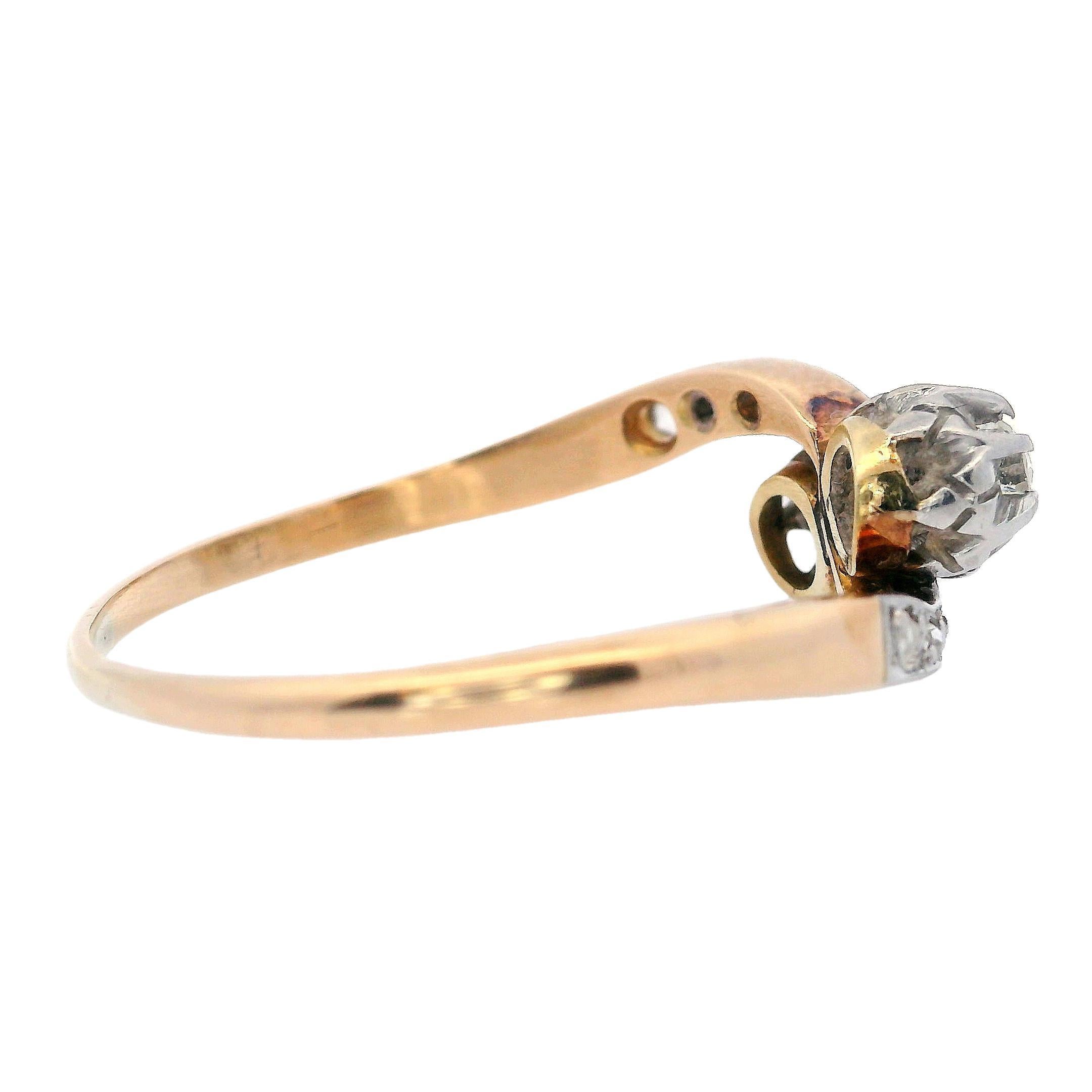 Bague Toi Et Moi en or jaune 14K avec diamant Belle Époque Excellent état - En vente à Aventura, FL