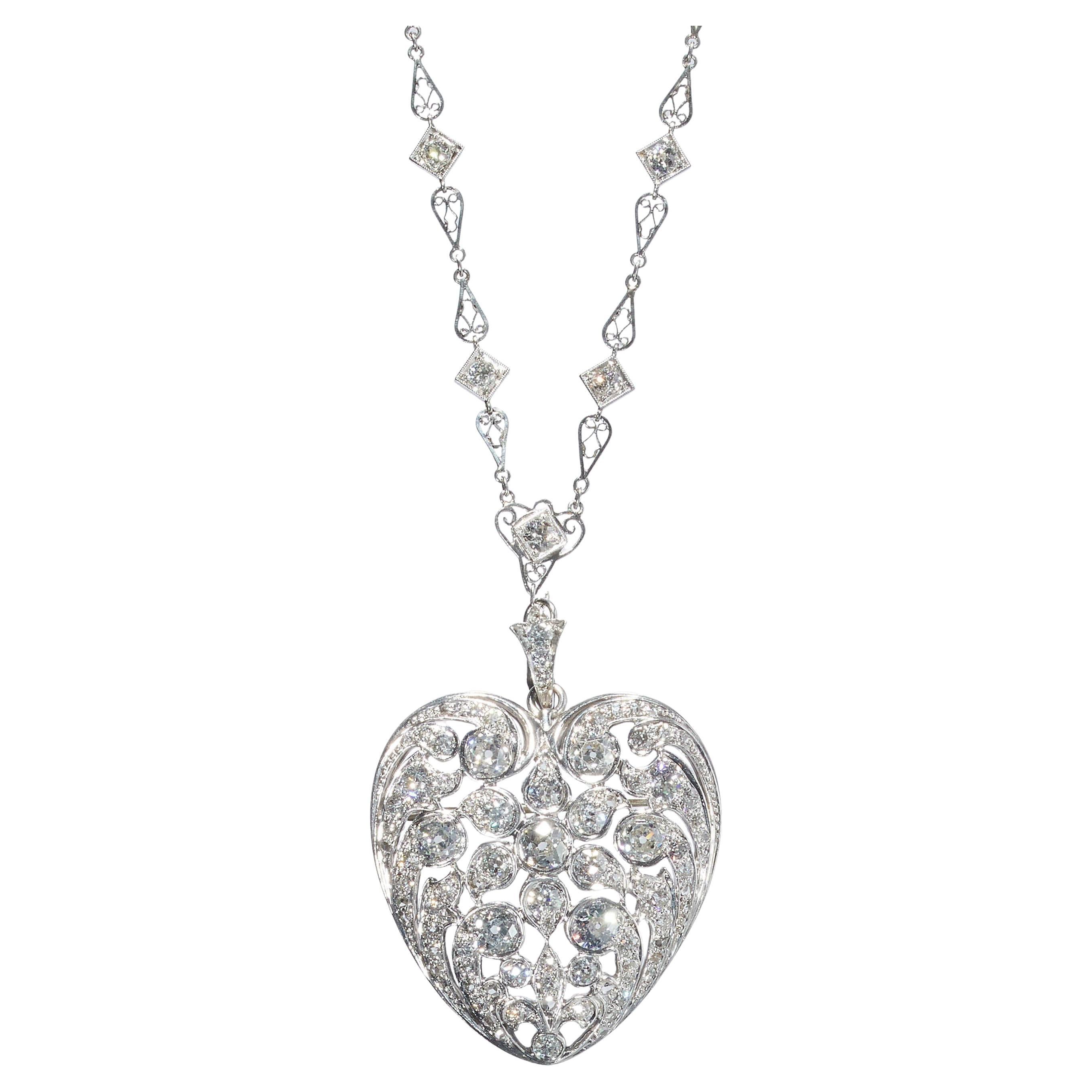 Belle Époque Diamond and Platinum Heart Pendant and Chain, circa 1910