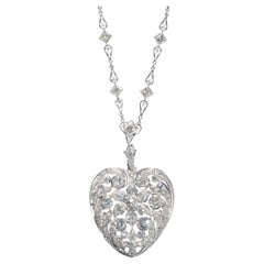 Belle Époque Diamond and Platinum Heart Pendant and Chain, Circa 1910