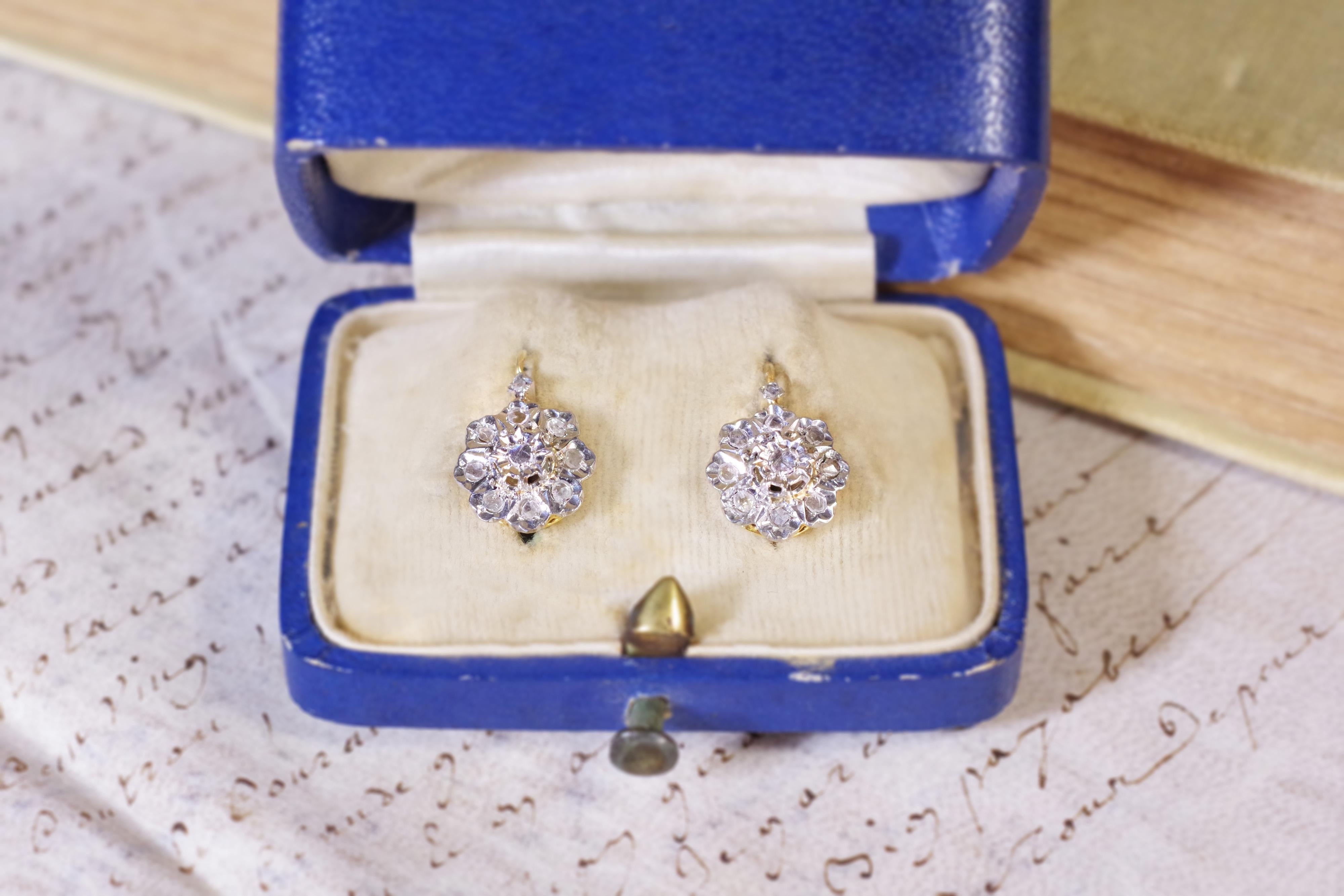Belle Epoque diamond earrings in 18 karat yellow gold and platinum 3