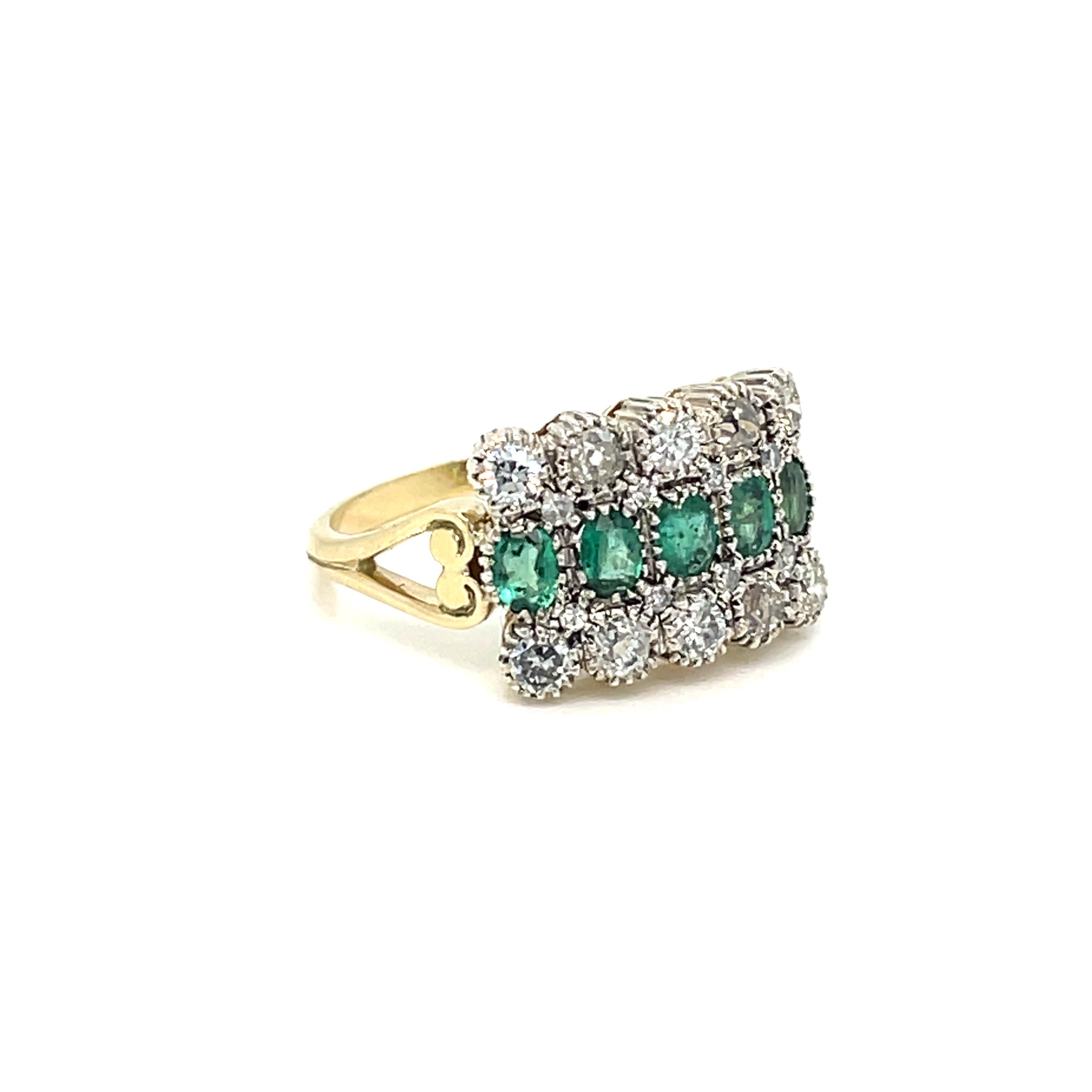 Beautiful 14k Gold handmade genuine Belle Époque ring.
It features two rows of Old mine cut diamond, weight 0,70 ct., and in the center a row of fine oval shaped natural Emerald, total weight 0,70 ct.

Circa 1900'

CONDITION: Pre-owned - Excellent