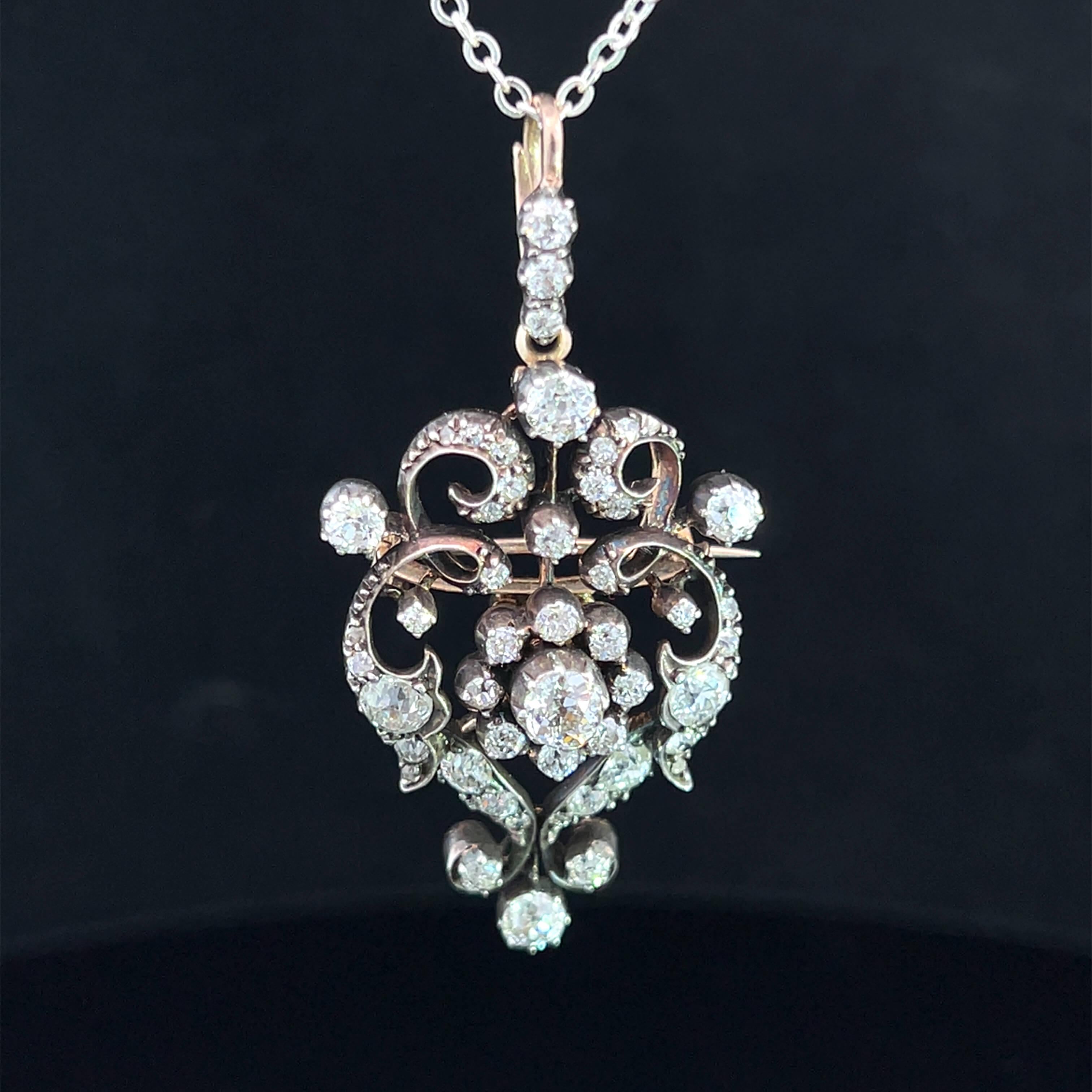 Belle Epoque Diamond Pendant Brooch Circa 1900s In Good Condition For Sale In ADELAIDE, SA