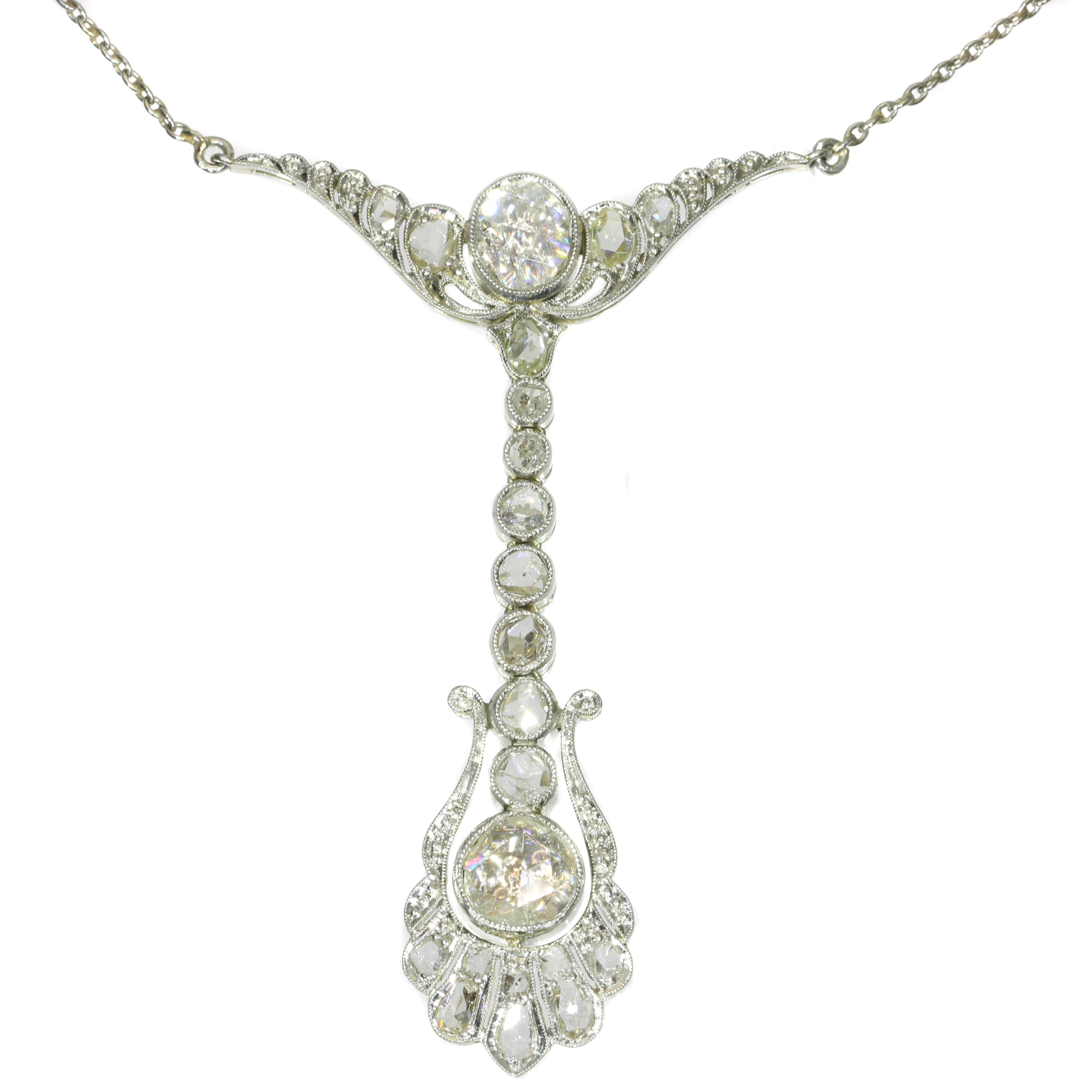 Belle Époque Diamond Pendant Necklace by Dutch Supplier to the Court, 1920s For Sale