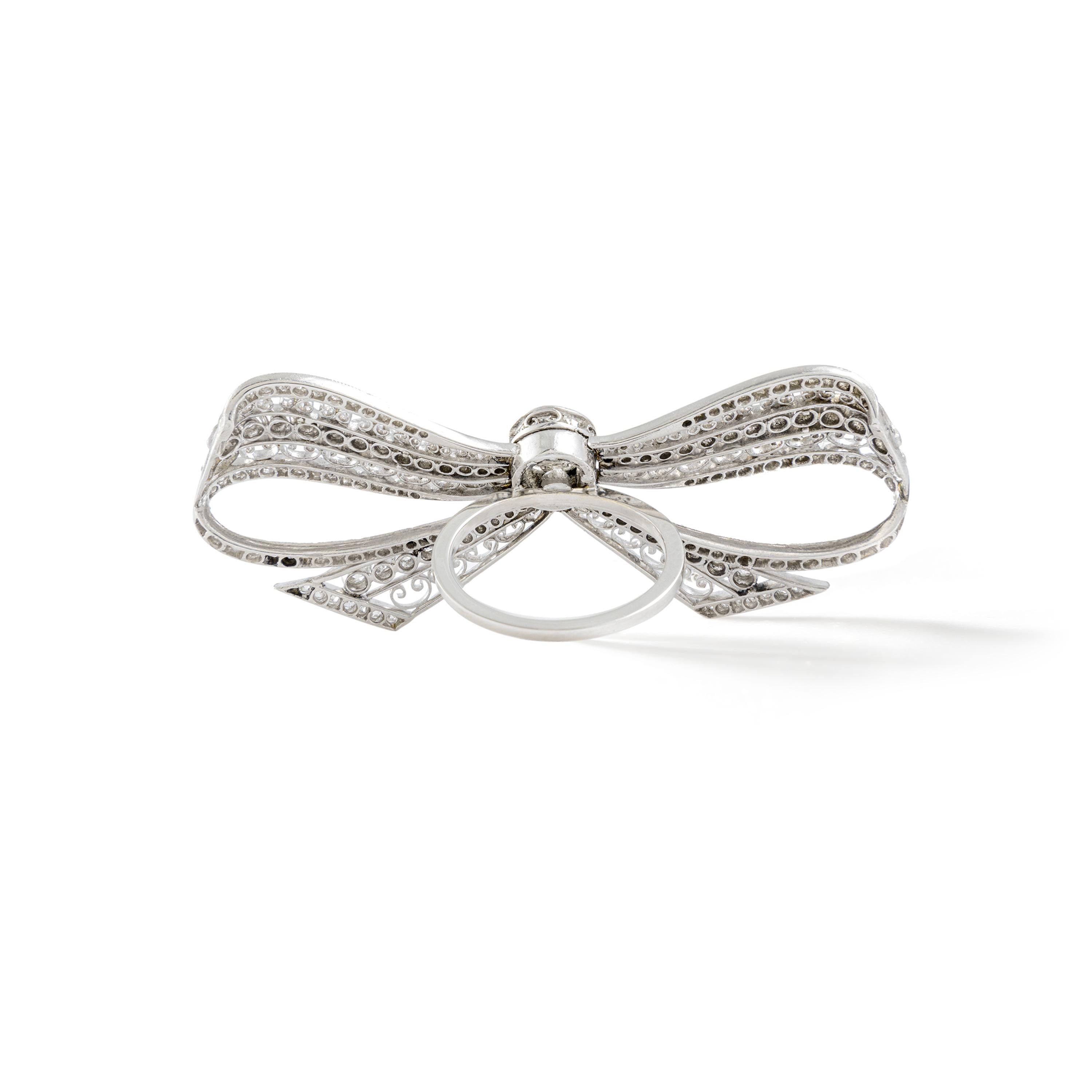 Round Cut Belle Epoque Diamond Platinum Bow Ring For Sale