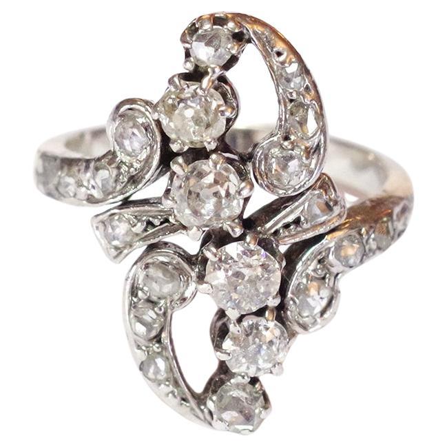 Belle Epoque diamond ring in 18k gold, 0.55 ct diamonds, cluster ring