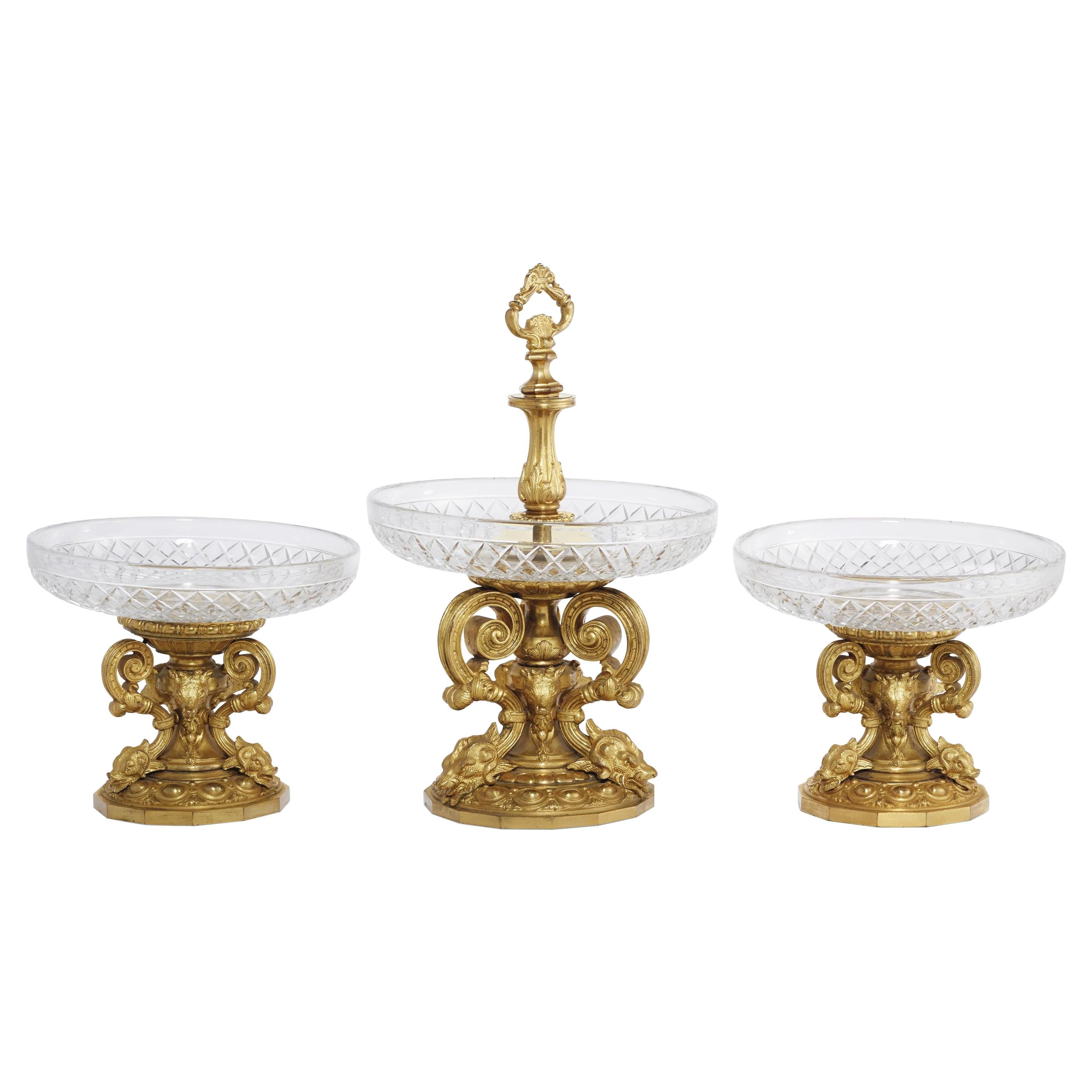 Belle Epoque d'Ore Bronze and Crystal Three-Piece "Hunting" Garniture Set For Sale