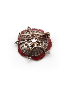 Belle Epoque enamel poppy brooch in 18k gold and silver, plique-à-jour enamel