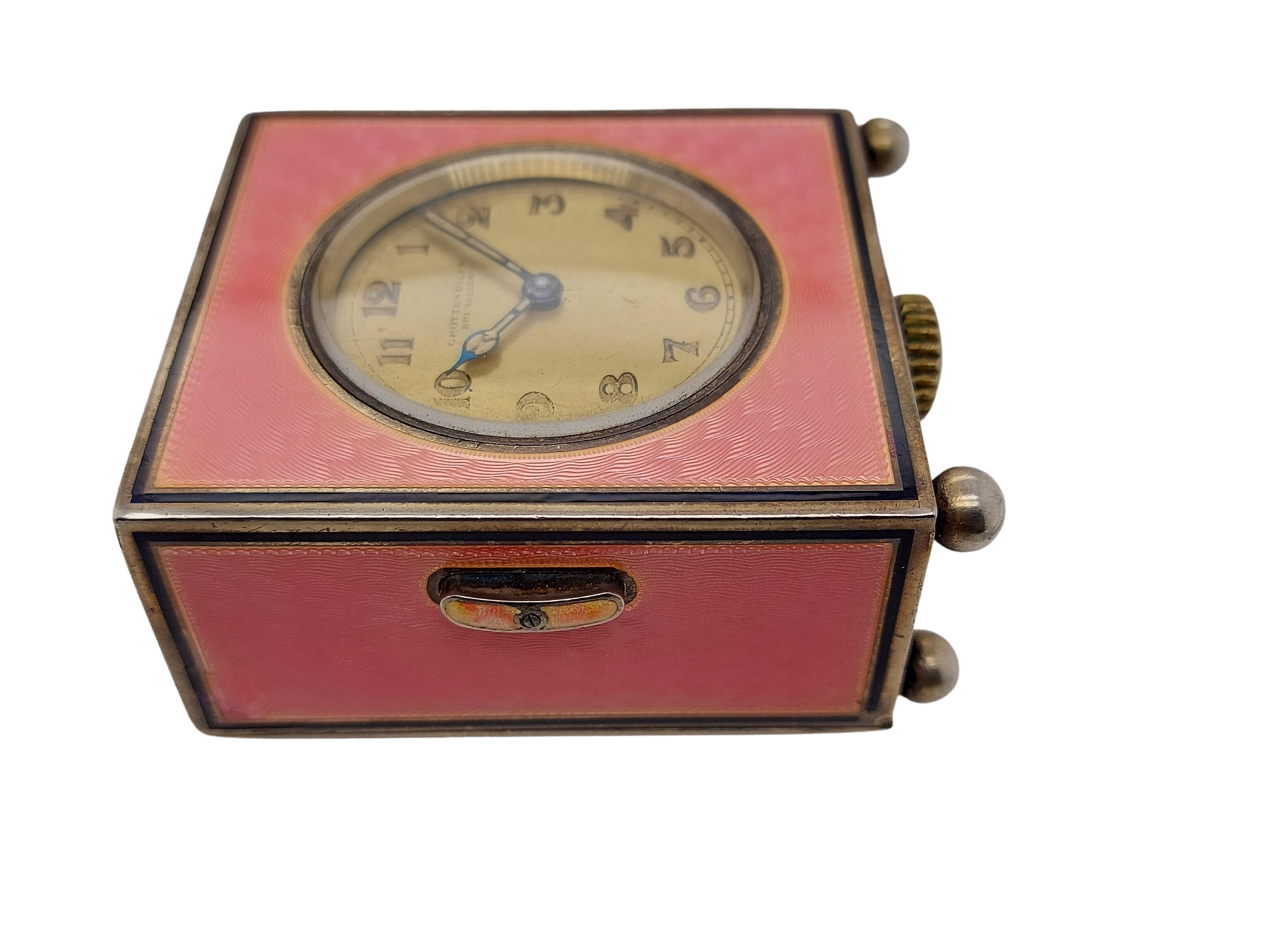 Belle Epoque Enamelled Silver Carriage / Pendulette Quarter Repeater Clock In Good Condition For Sale In Antwerp, BE