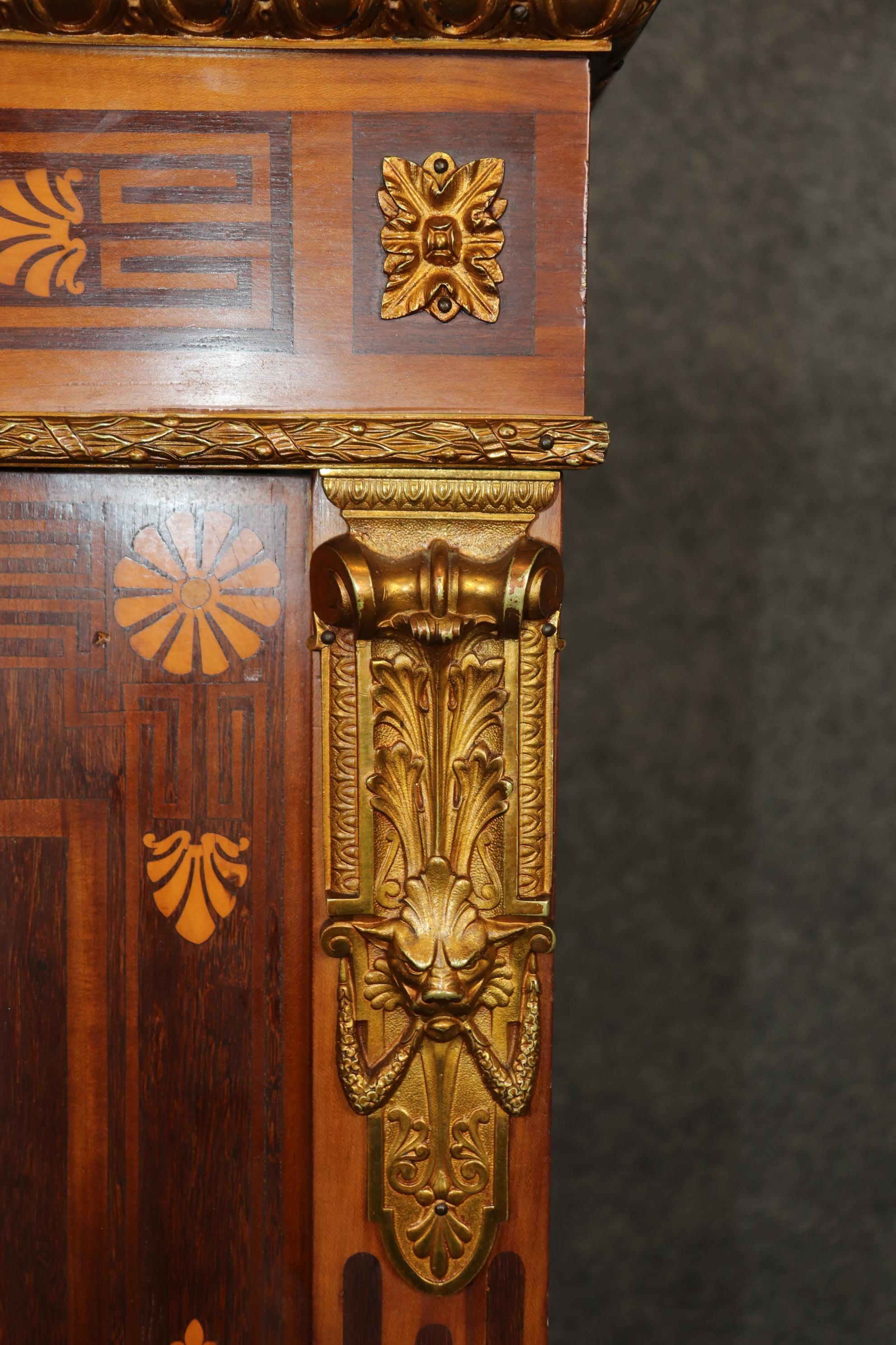 Cabinet en bronze doré de la Belle Époque, époque 1870, avec plaques d'Émile Guillemin 7