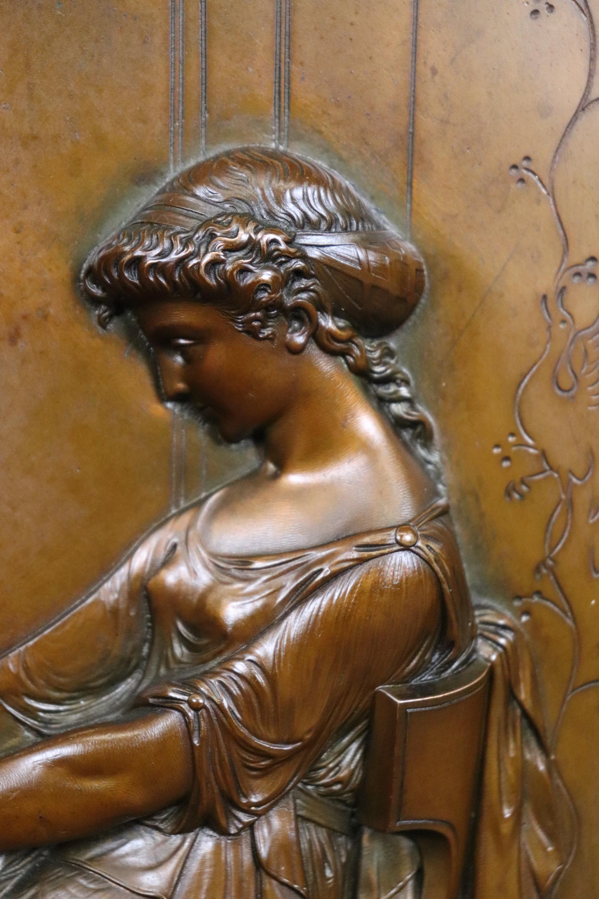 Bronze Cabinet en bronze doré de la Belle Époque, époque 1870, avec plaques d'Émile Guillemin