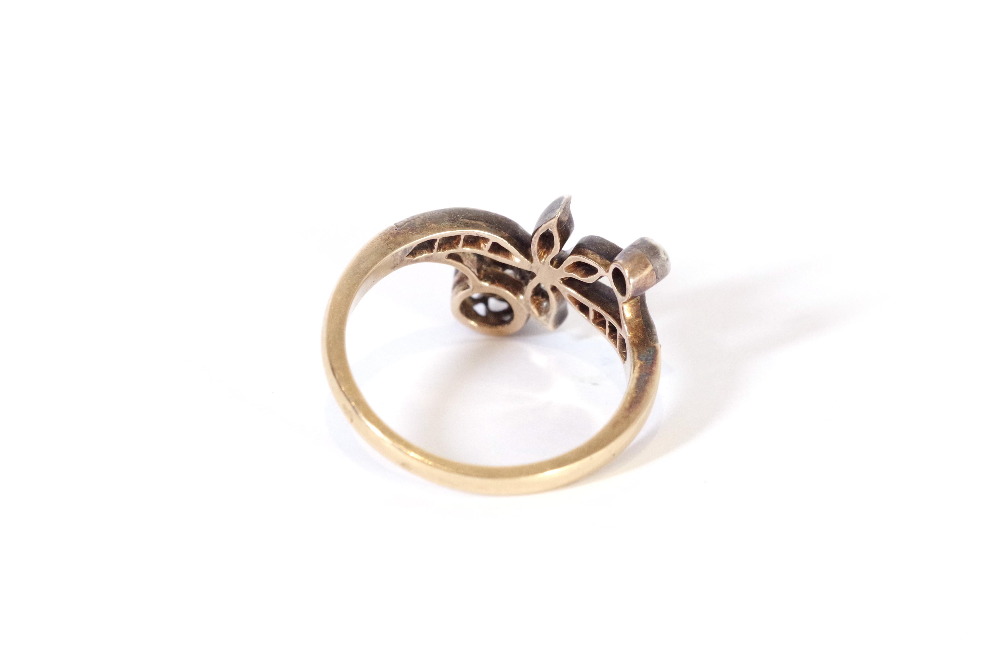 Women's Belle Epoque flower ring in 18 karat rose gold For Sale