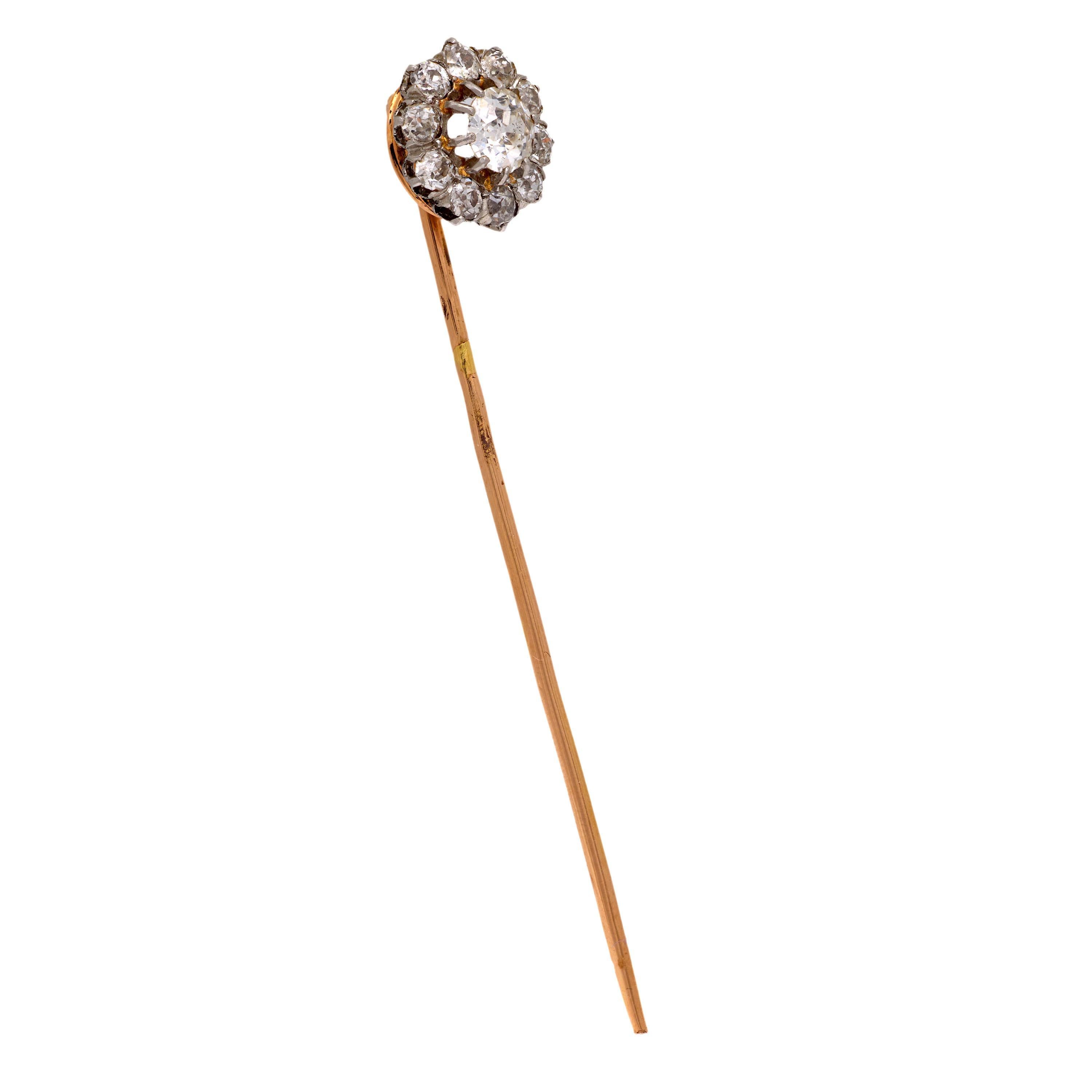 Old European Cut Belle Époque French 2 carat total weight diamond 18k rose gold pin For Sale