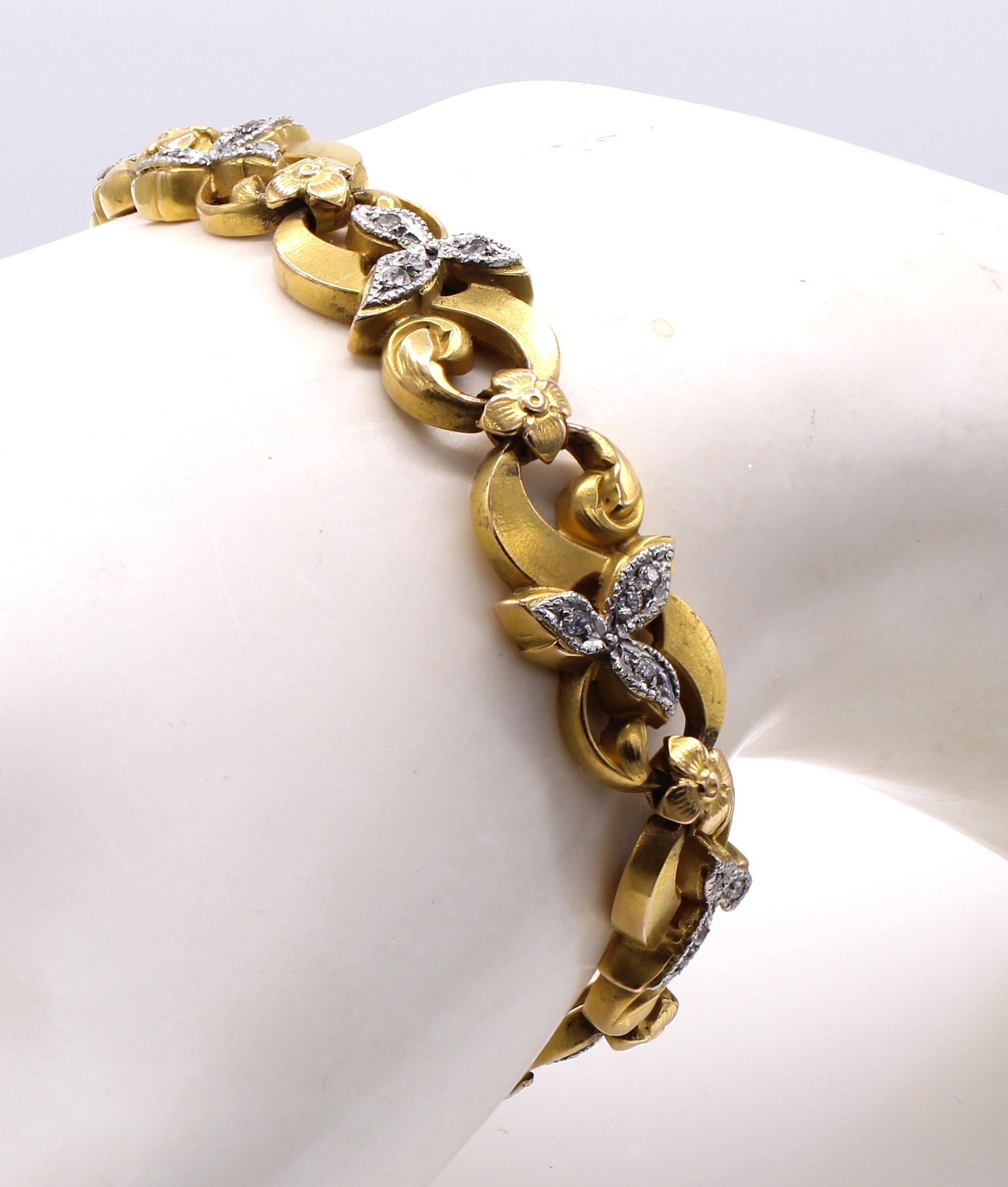 Round Cut Belle Epoque French Diamond 18 Karat Yellow Gold Bracelet For Sale