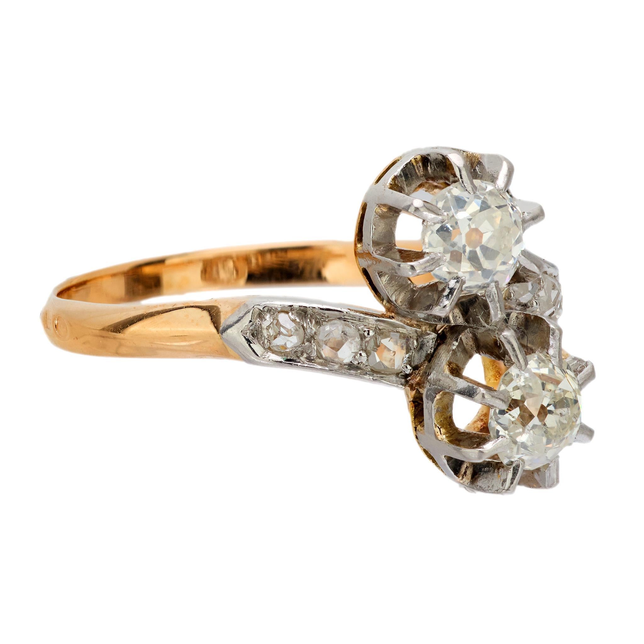 Belle Époque French diamond 18k yellow gold platinum Toi Et Moi ring In Good Condition For Sale In Beverly Hills, CA