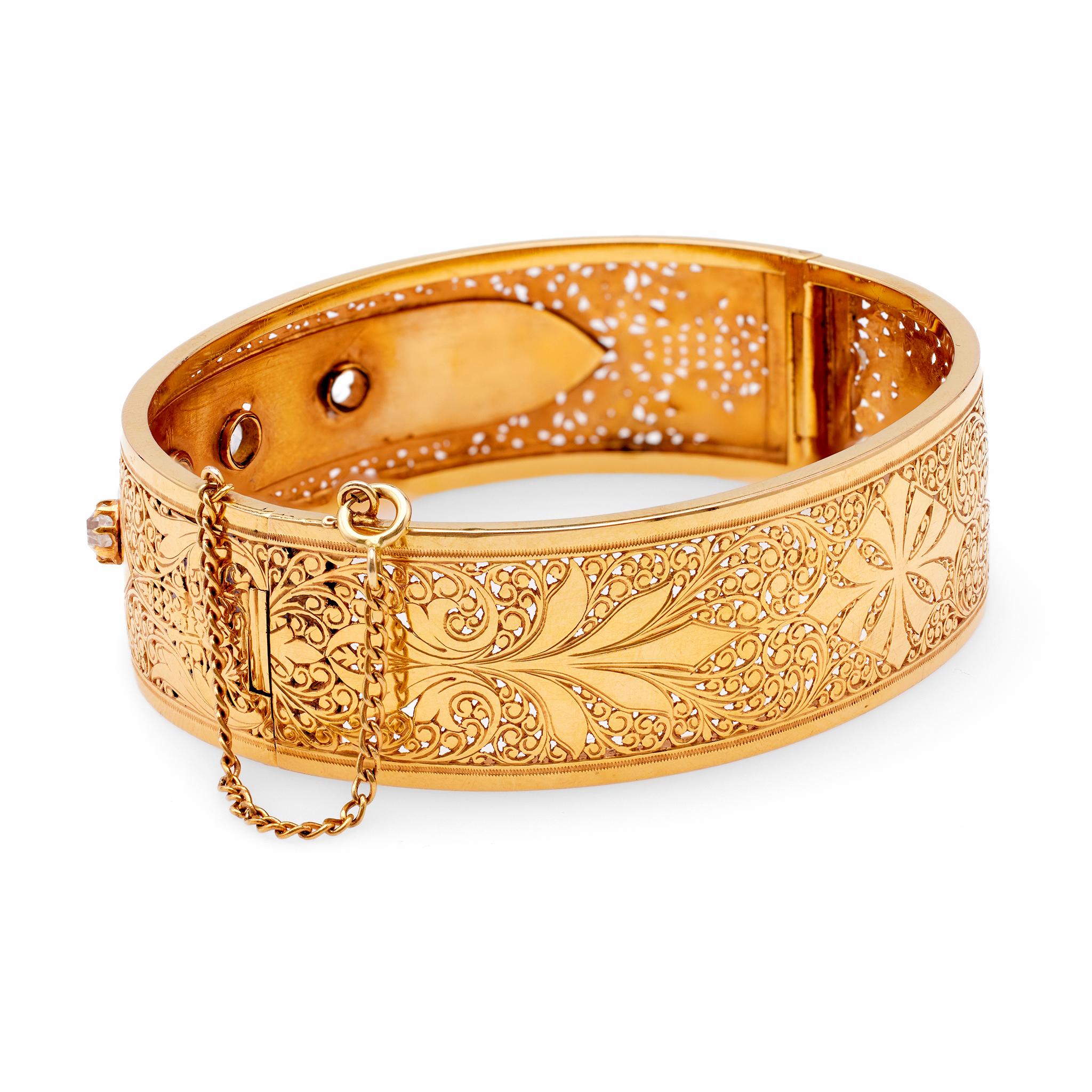 Bracelet Belle Époque en or jaune 18k avec diamants et perles Unisexe en vente