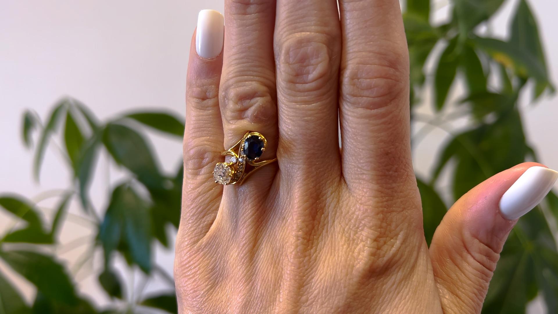Old Mine Cut Belle Époque French Diamond and Sapphire 18k Yellow Gold Toi et Moi Ring