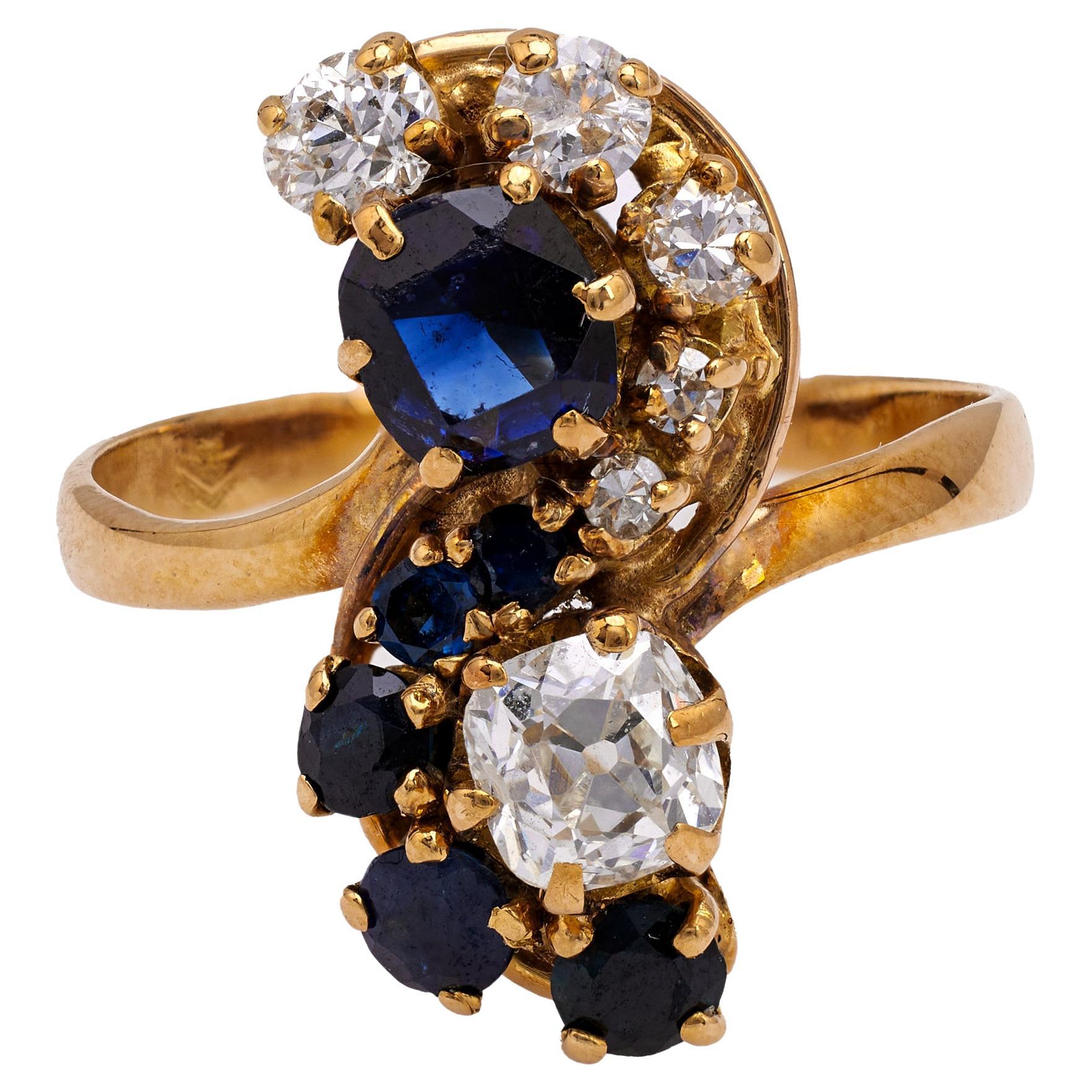 Belle Époque French Diamond and Sapphire 18k Yellow Gold Toi et Moi Ring For Sale