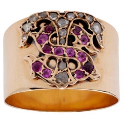 Bracelet Belle Époque en or rose 14k avec monogramme en rubis et diamants français