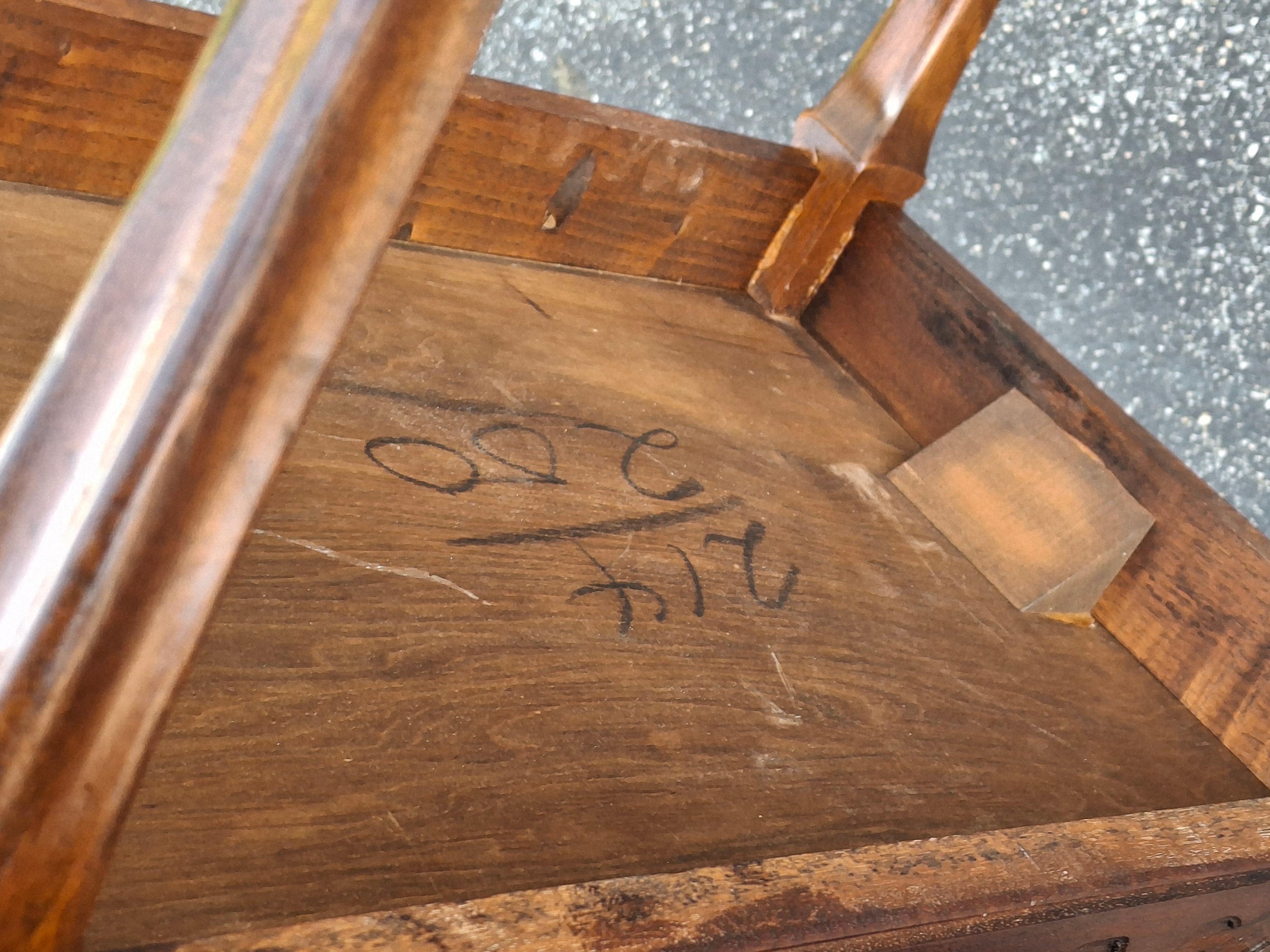 Belle Epoque Louis XV Style Side Table with Glass Serving Tray, Refinished For Sale 8