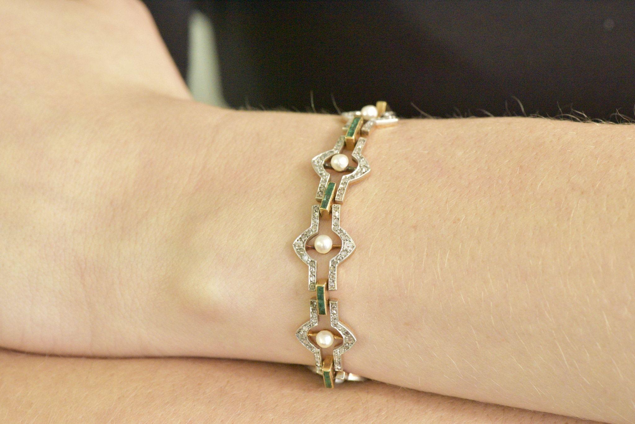 Belle Époque Natural Pearl Emerald Rose Cut Diamonds Platinum 18 Karat Bracelet 4