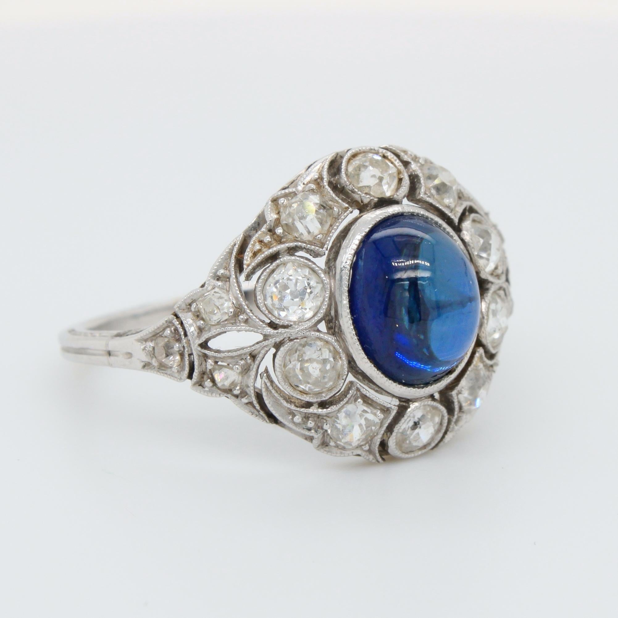 Cabochon Belle Époque Natural Sapphire and Diamond Ring, circa 1910s