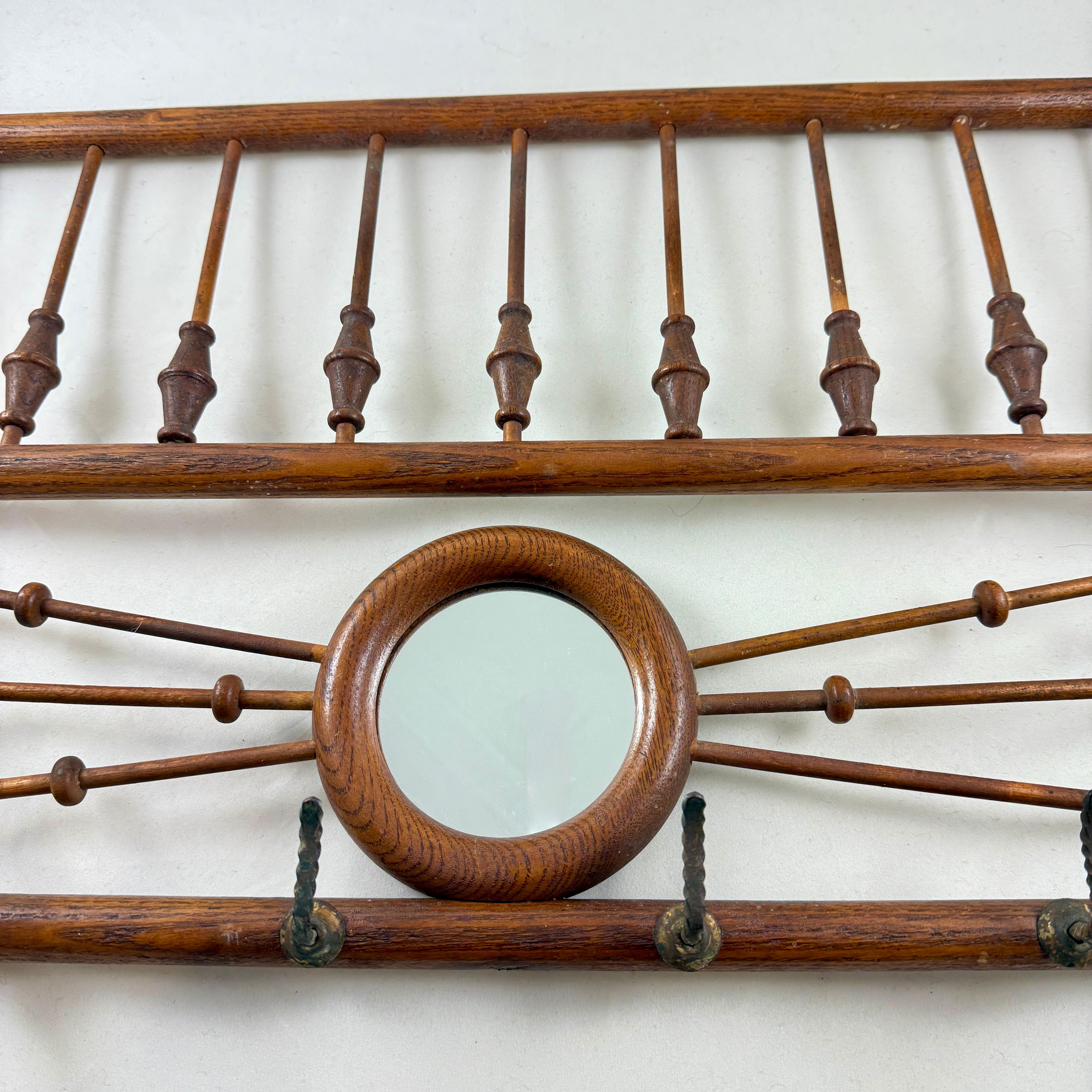 Belle Epoque Oak & Brass Hanging & Folding Hall Coat & Hat Rack In Good Condition For Sale In Philadelphia, PA