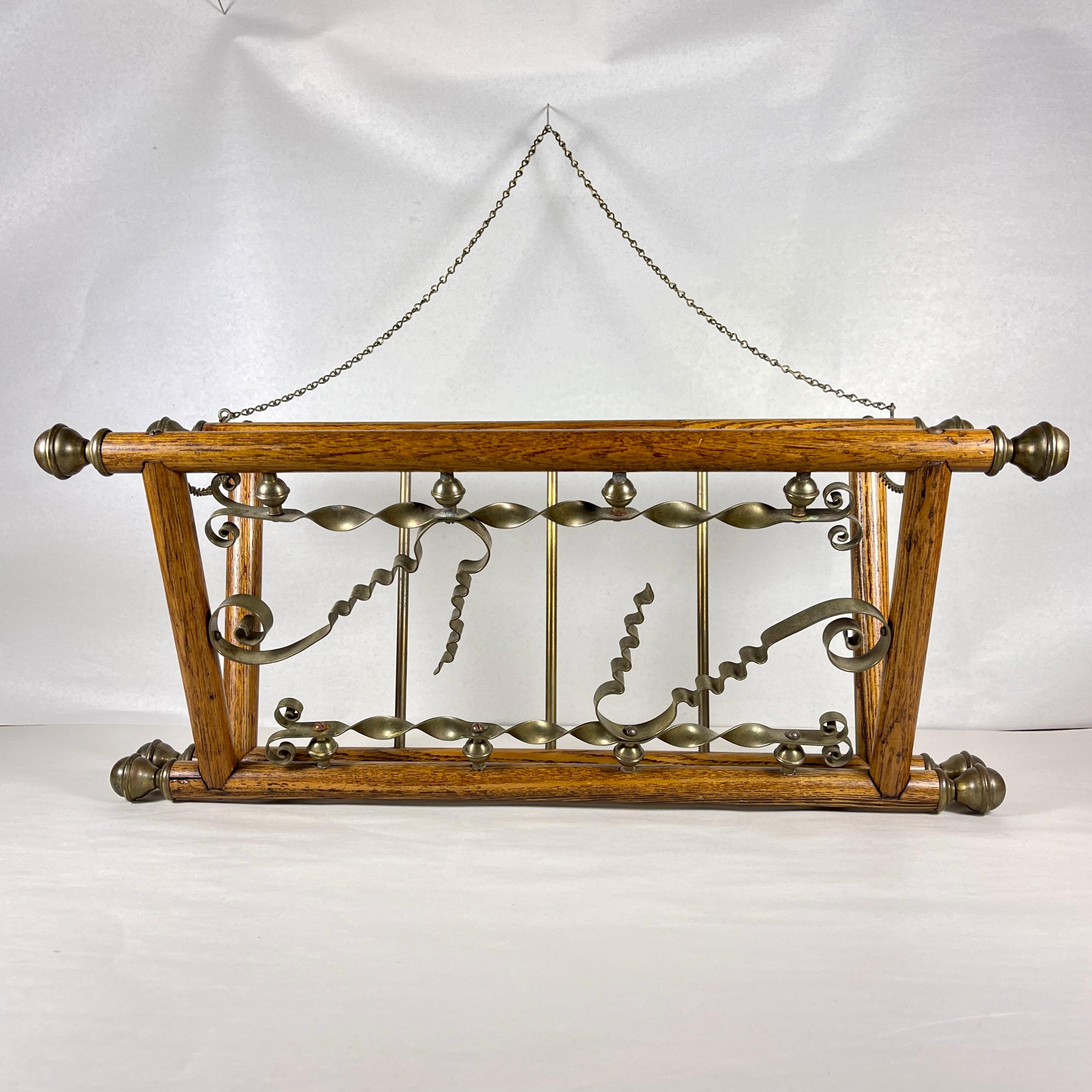 Belle Epoque Oak & Brass Hanging & Folding Newspaper Magazine Rack In Good Condition For Sale In Philadelphia, PA