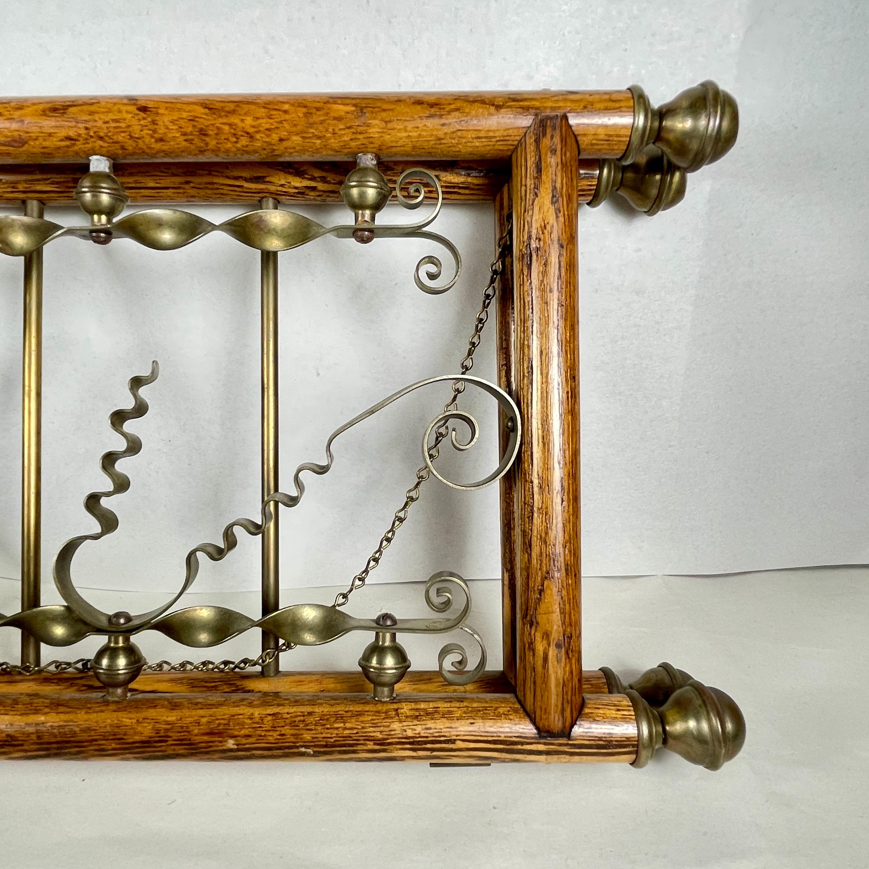 Belle Epoque Oak & Brass Hanging & Folding Newspaper Magazine Rack For Sale 2