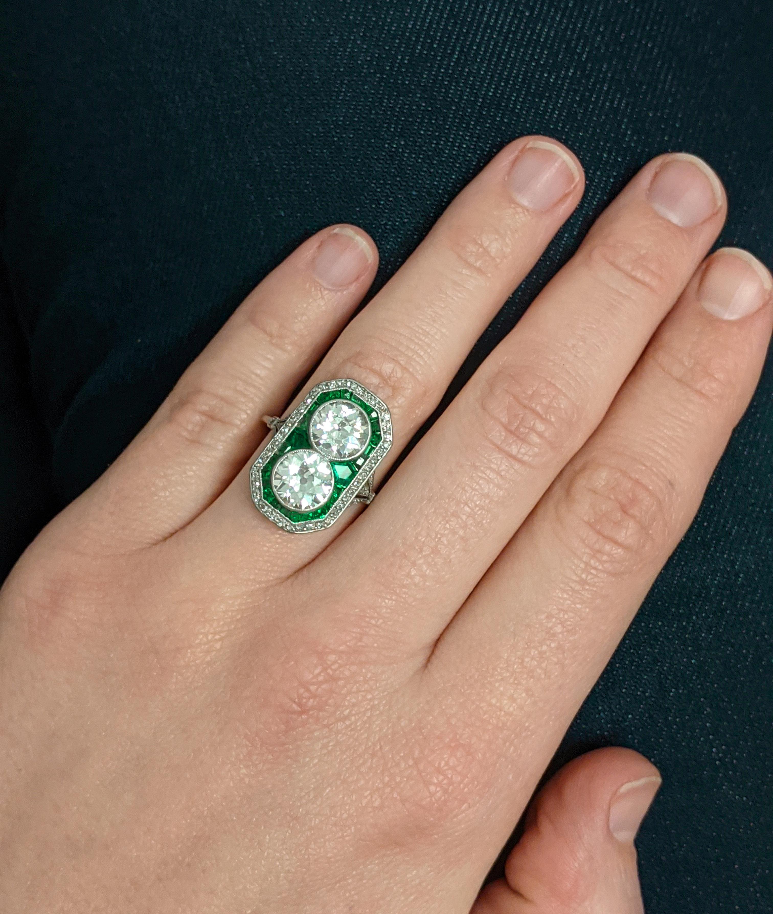 Belle Époque Old European Cut Diamond Emerald and Platinum French Ring 3