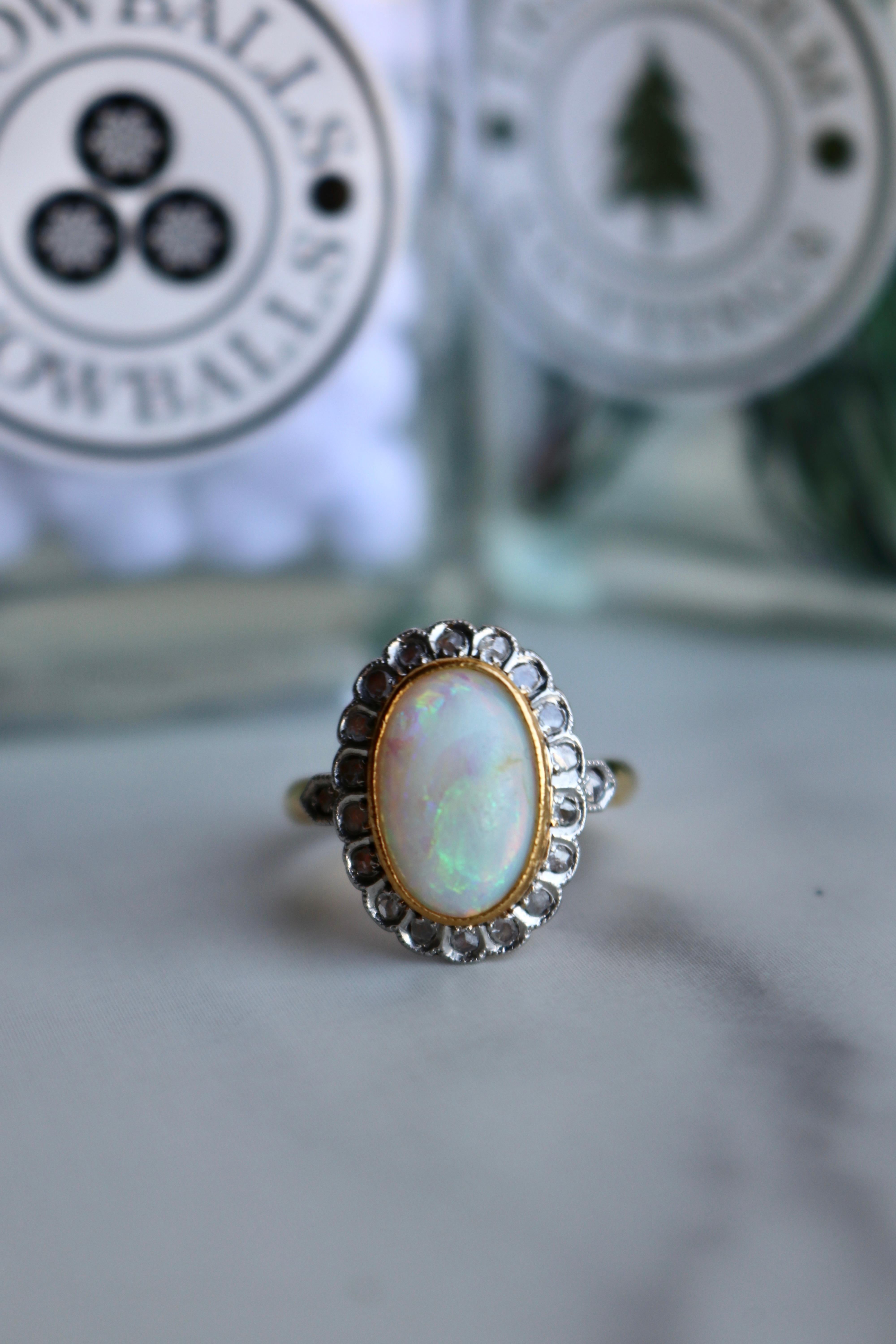 Belle Époque Opal and Diamond 18k Yellow Gold Platinum Cluster Ring For Sale 1
