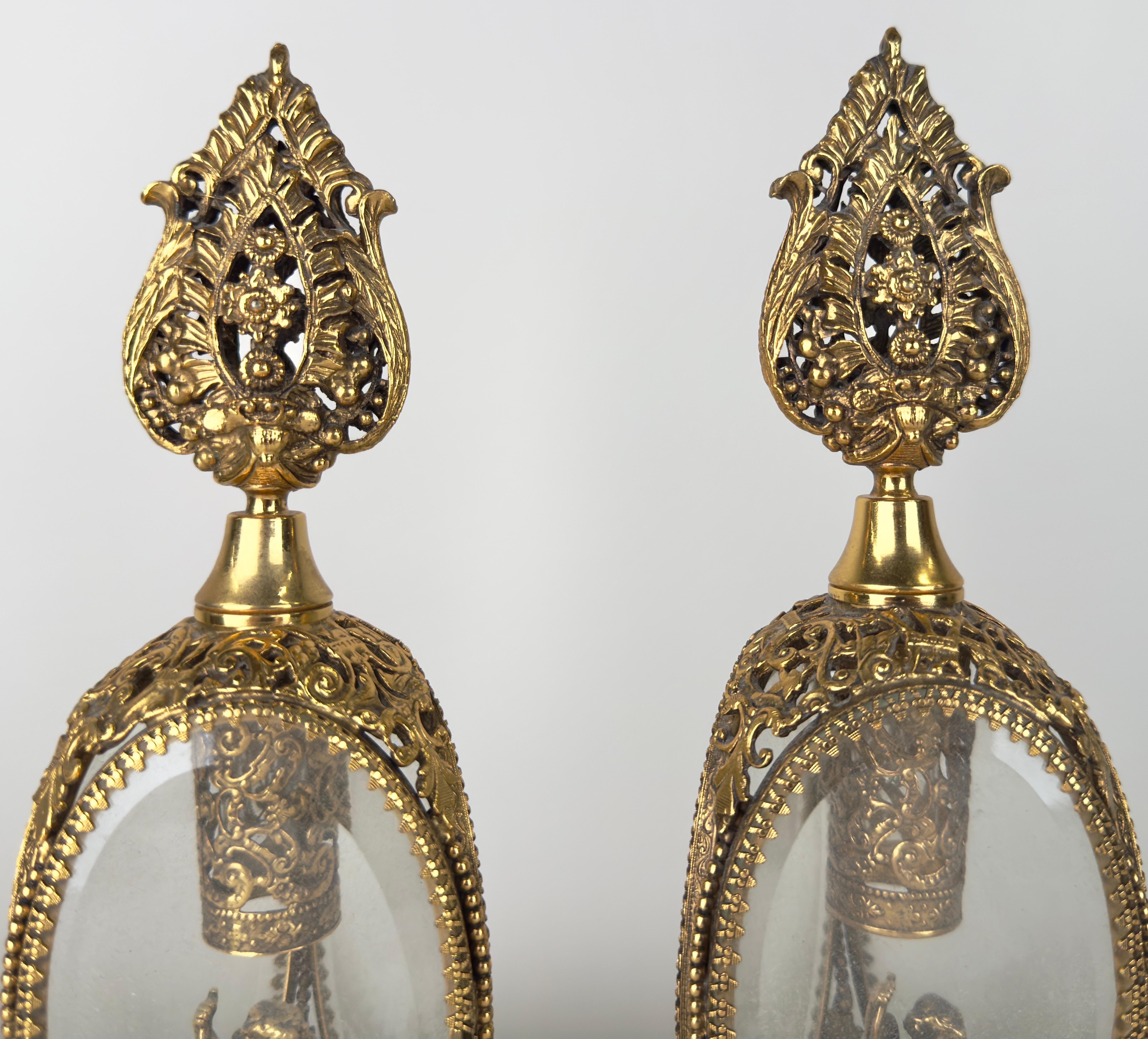 Bouteilles de parfum et boîte à bijoux en filigrane ornée de bronze doré Belle Époque, ensemble de 3 pièces en vente 4