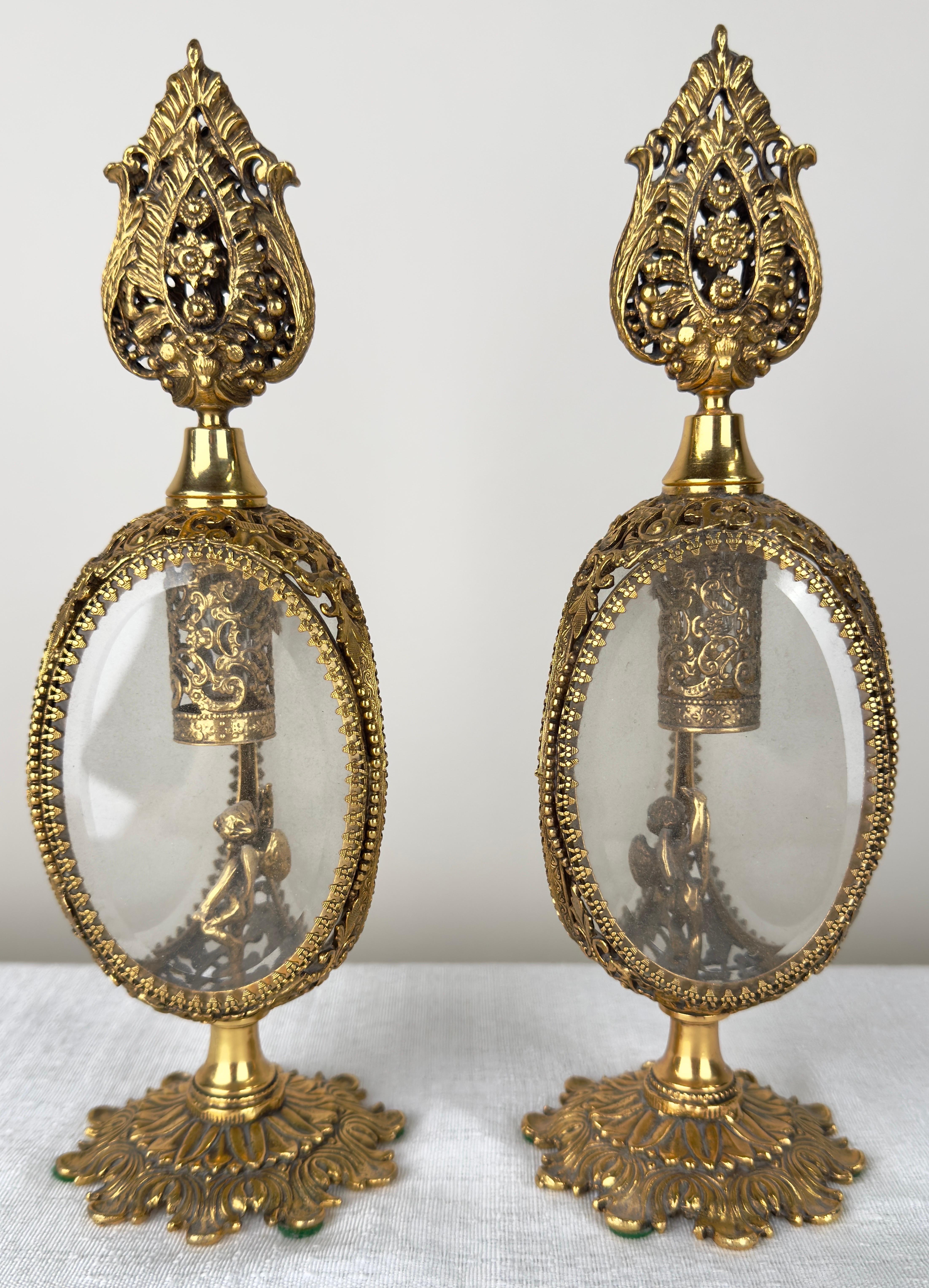 Bouteilles de parfum et boîte à bijoux en filigrane ornée de bronze doré Belle Époque, ensemble de 3 pièces en vente 2