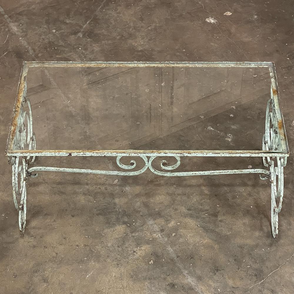 Belle Epoque Period French Painted Wrought Iron & Glass Coffee Table In Good Condition For Sale In Dallas, TX