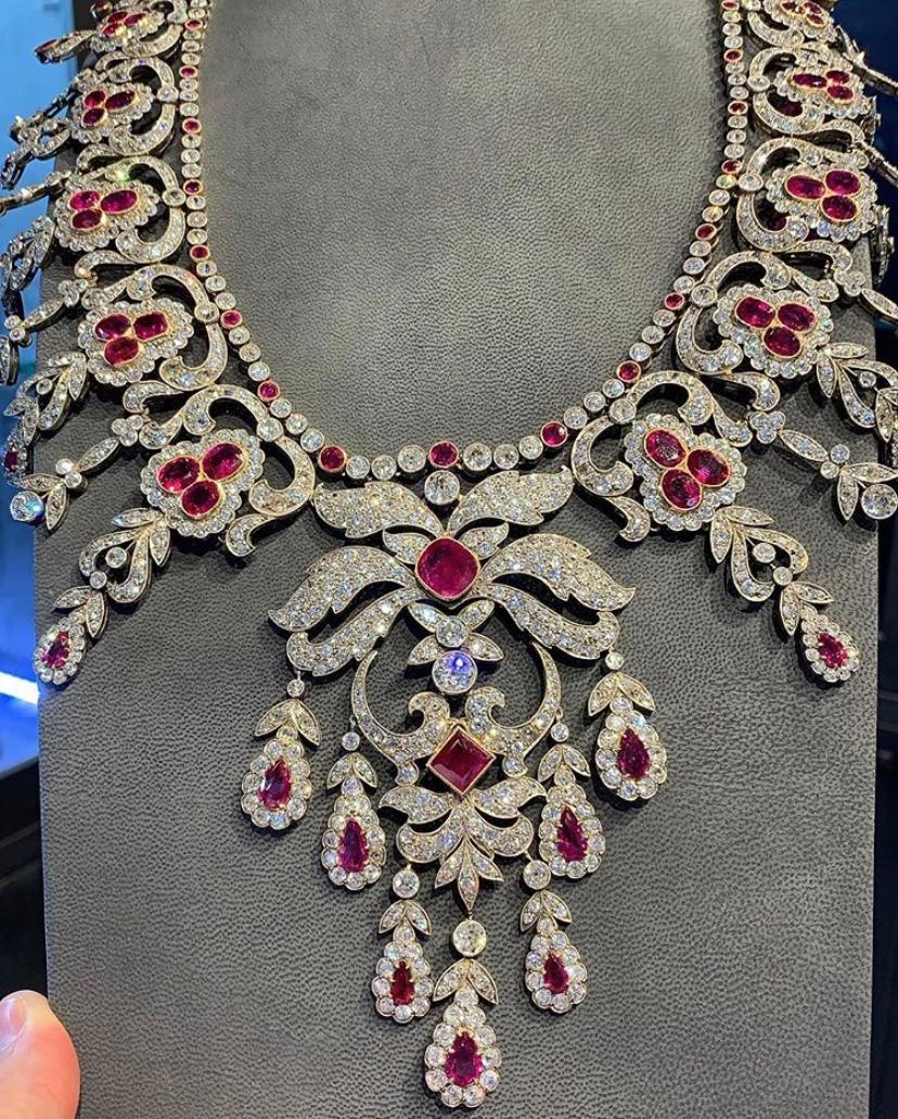 Belle Epoque Ruby and Diamond Necklace In Good Condition In New York, NY