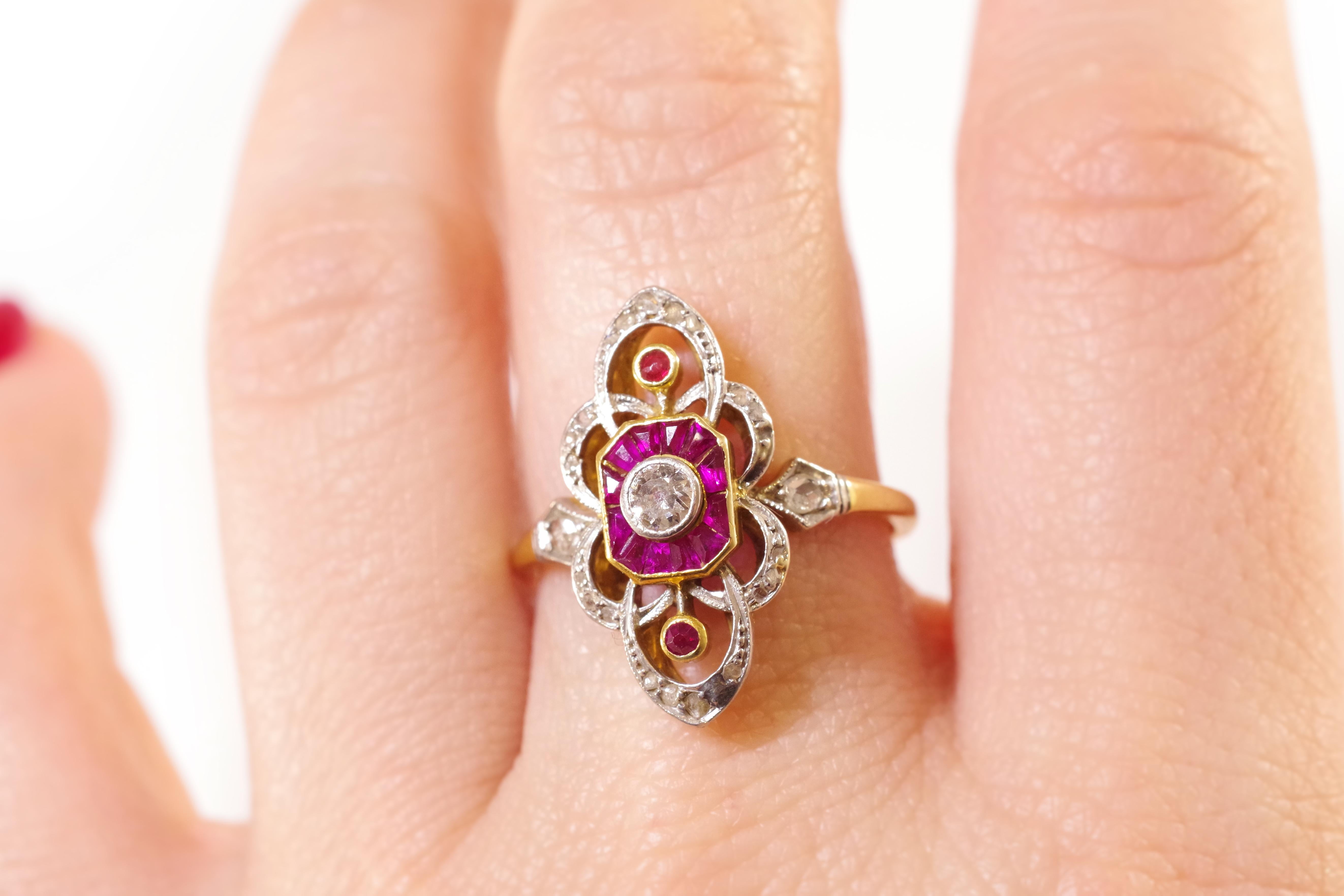 Belle Epoque Ruby Diamond Ring in Yellow Gold and Platinum, Wedding Ring For Sale 4