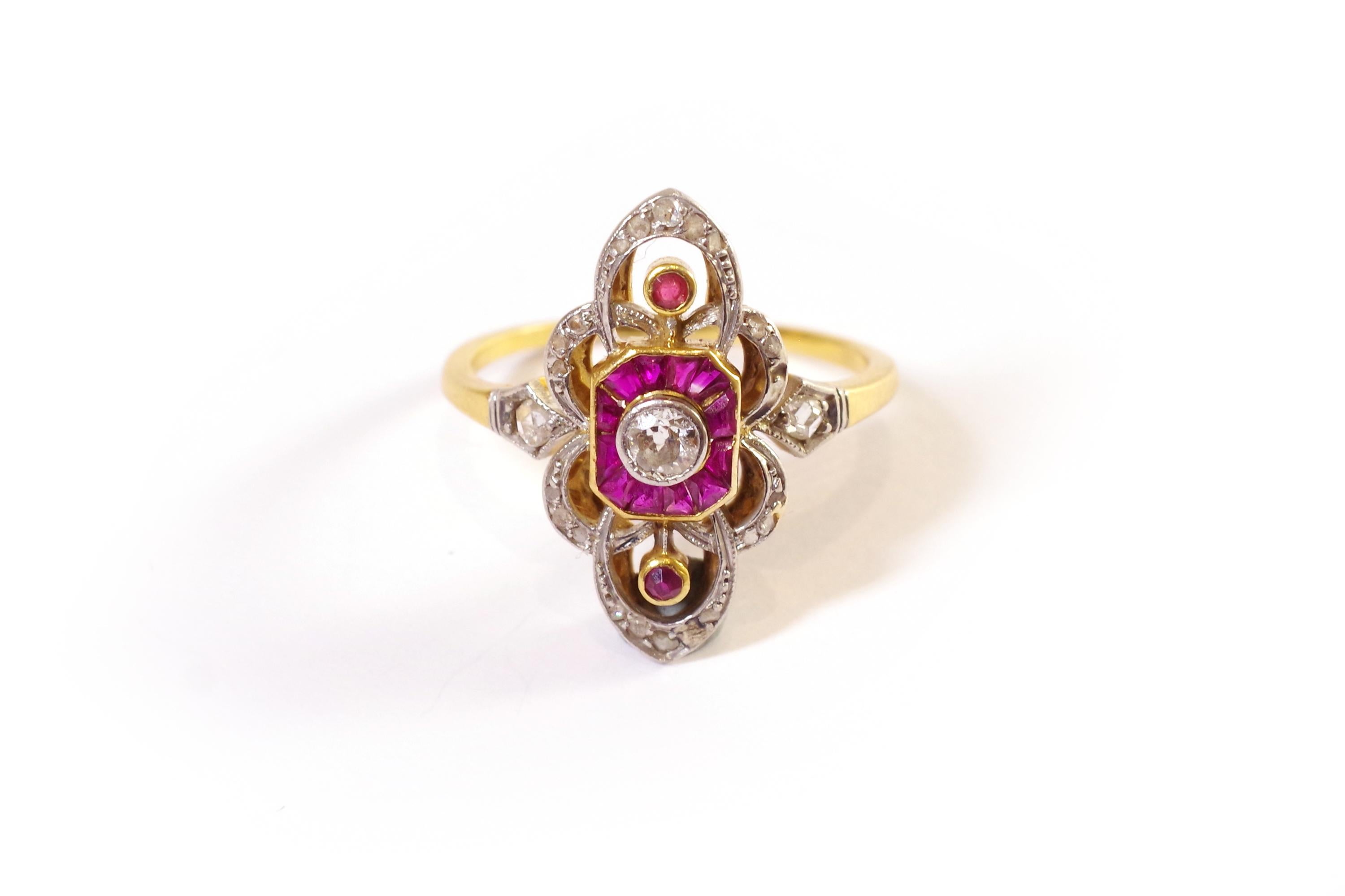 Belle Epoque Ruby Diamond Ring in Yellow Gold and Platinum, Wedding Ring For Sale 1