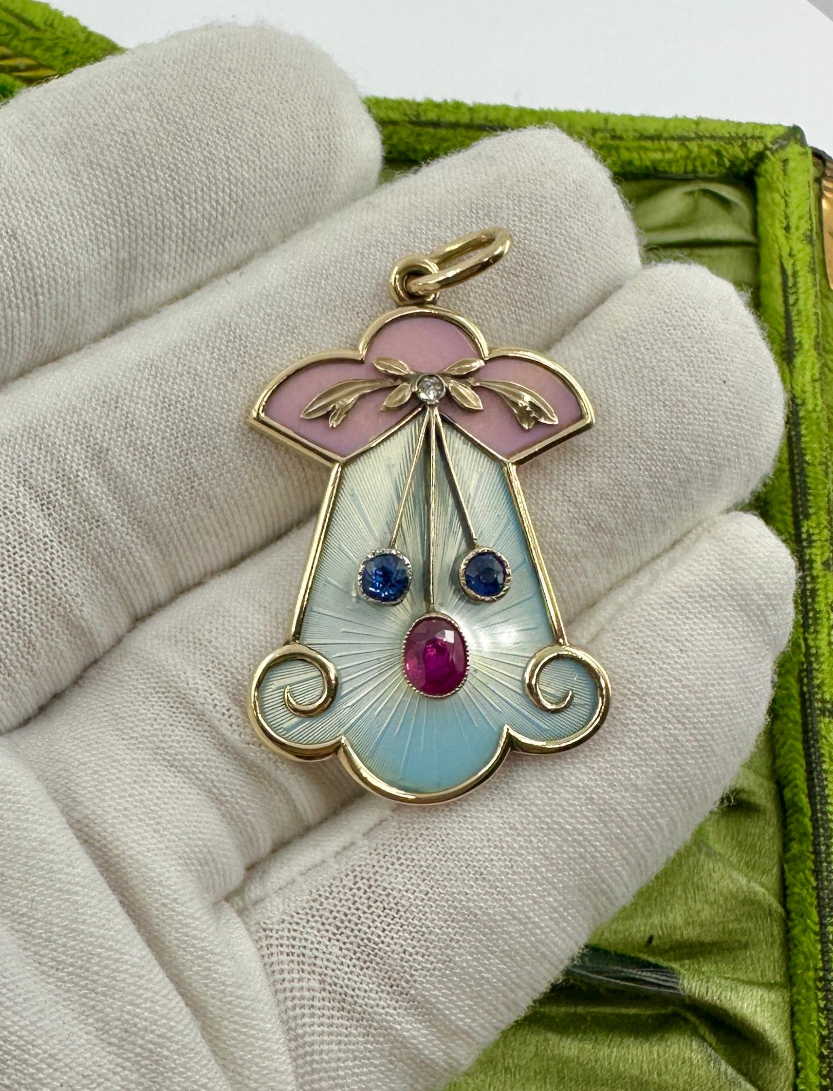 Collier Belle Epoque Rubis Saphir OMC Diamant Pendentif émail Or 14 carats Excellent état - En vente à New York, NY