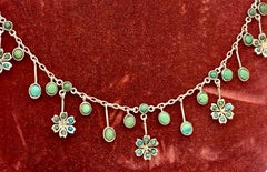 Collier Belle Époque en argent avec cabochons de fleurs de turquoise à pampilles