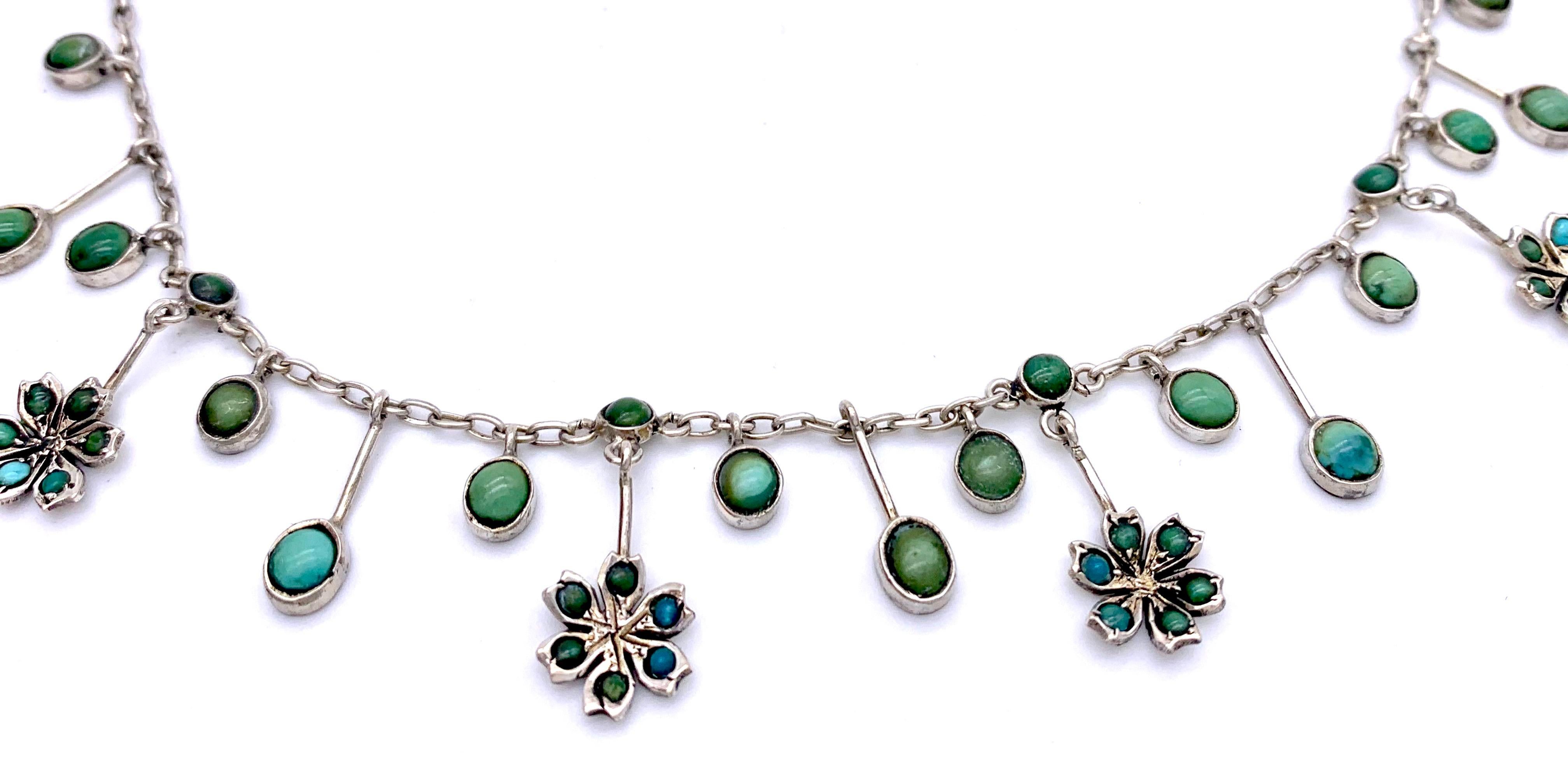 Belle Époque Silver Dangling Turquoise Flowers Cabochons Necklace  In Good Condition For Sale In Munich, Bavaria