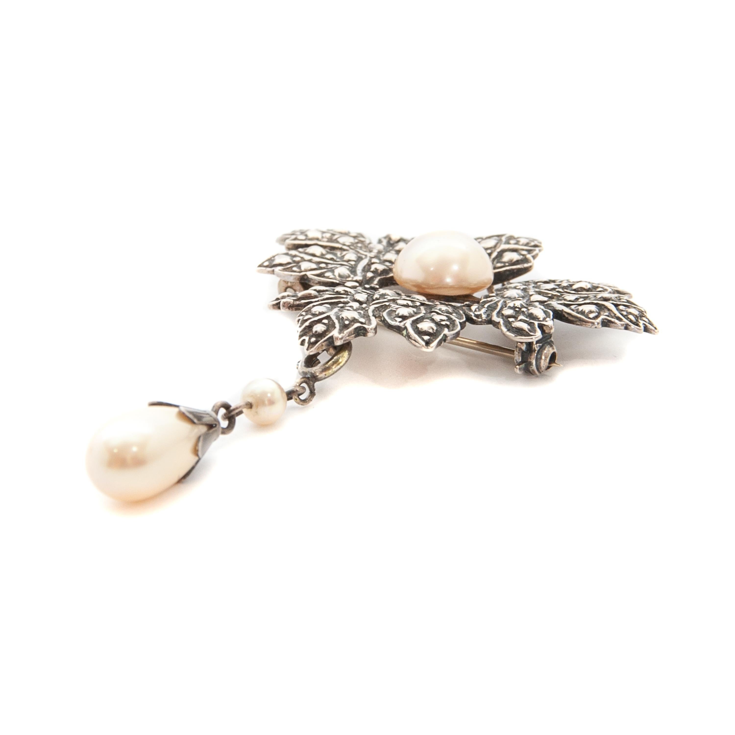 Silver Maple Leaf Pearl Pendant Brooch 2