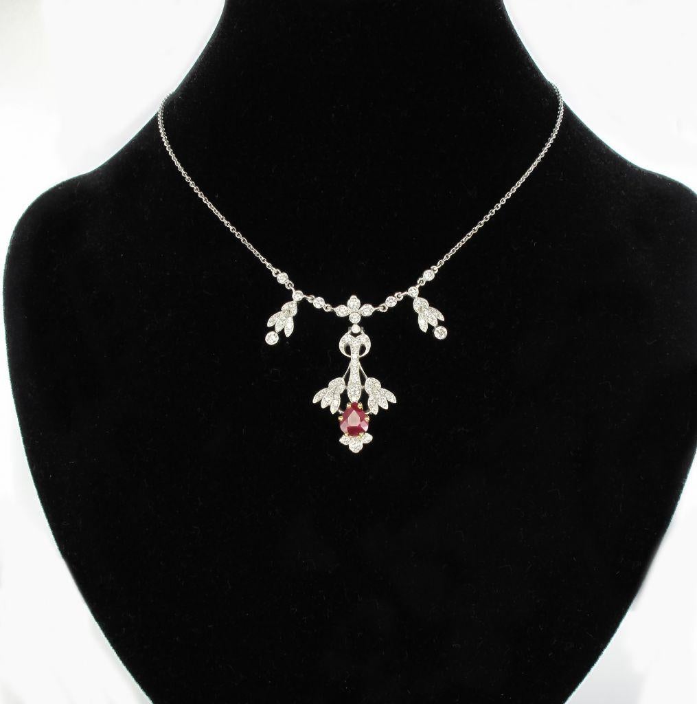 Collar Colgante de Platino Estilo Belle Epoque 1,16 Quilates Rubí 1,06 Quilates Diamante en Nuevo estado para la venta en Poitiers, FR