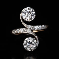 Belle Epoque “Toi et Moi” Diamond Engagement Ring c. 1900 Ref: 892447