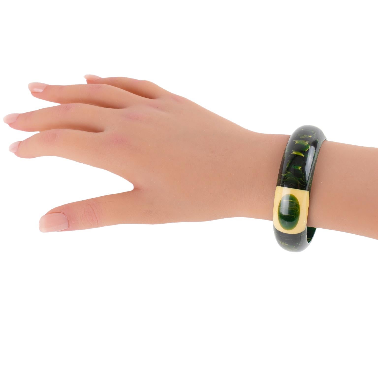 Bracciale Bangle in bachelite Belle Kogan con Dot Allungato Laminato in vendita 3