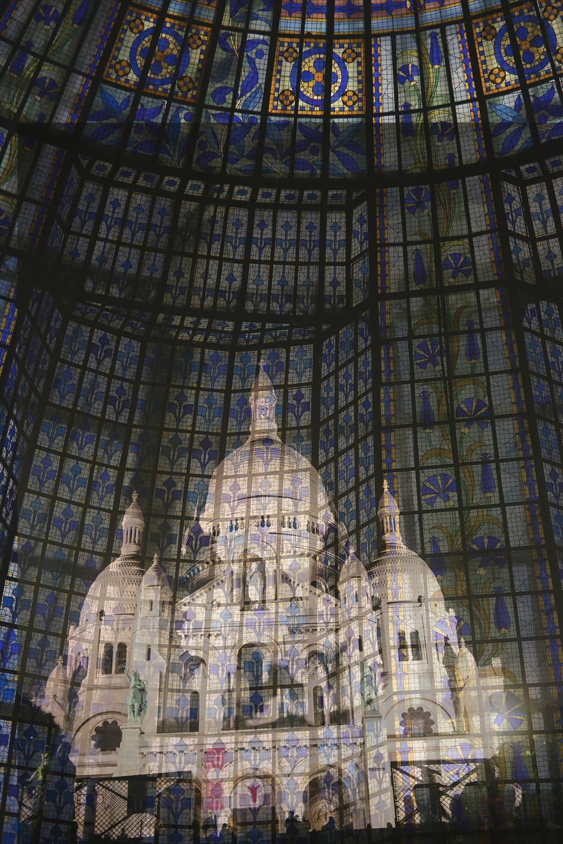 Bellec Color Photograph – Le sacré coeur in Montmartre