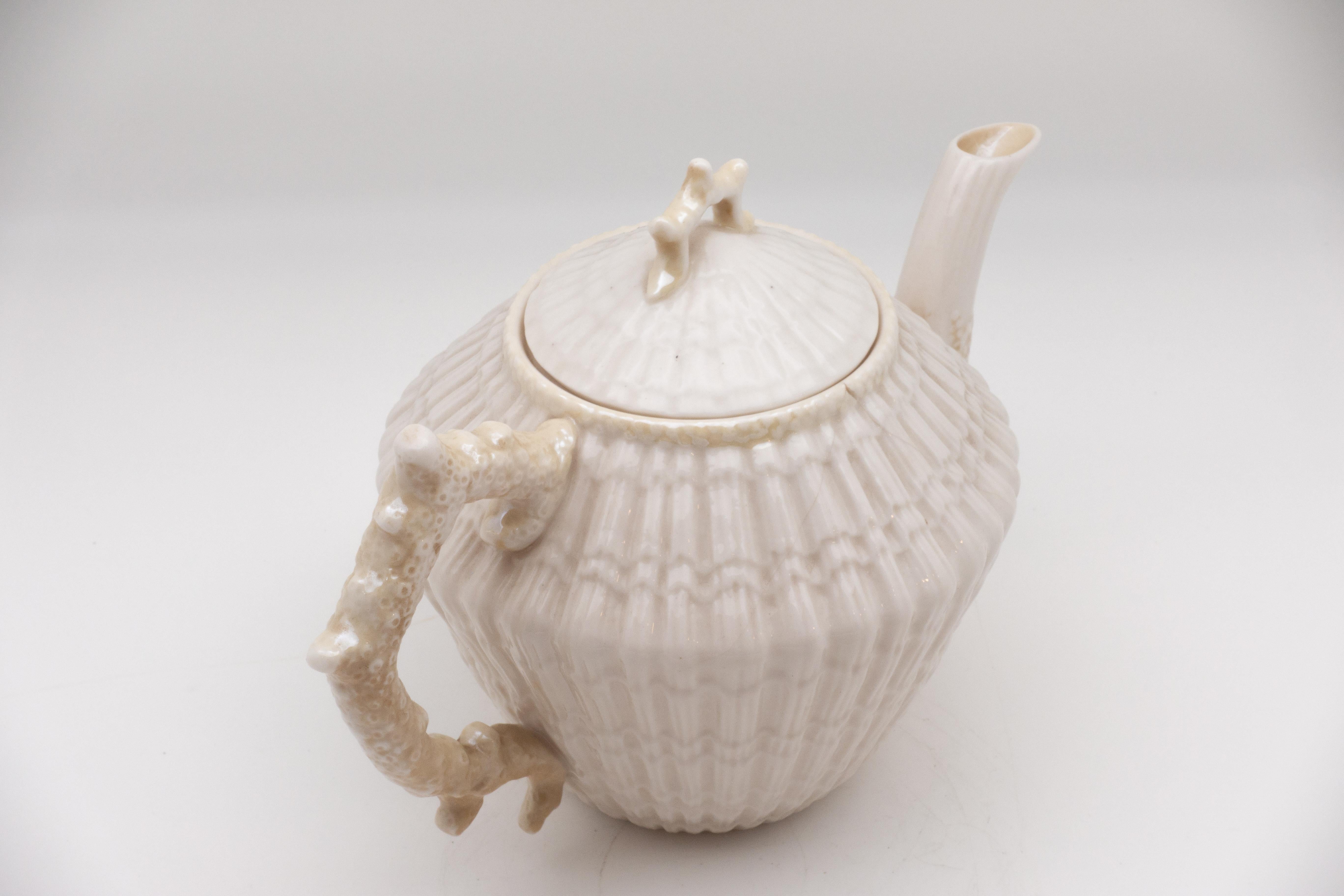 Victorian Belleek Kettle/Teapot 4th Mark '1946-1955'