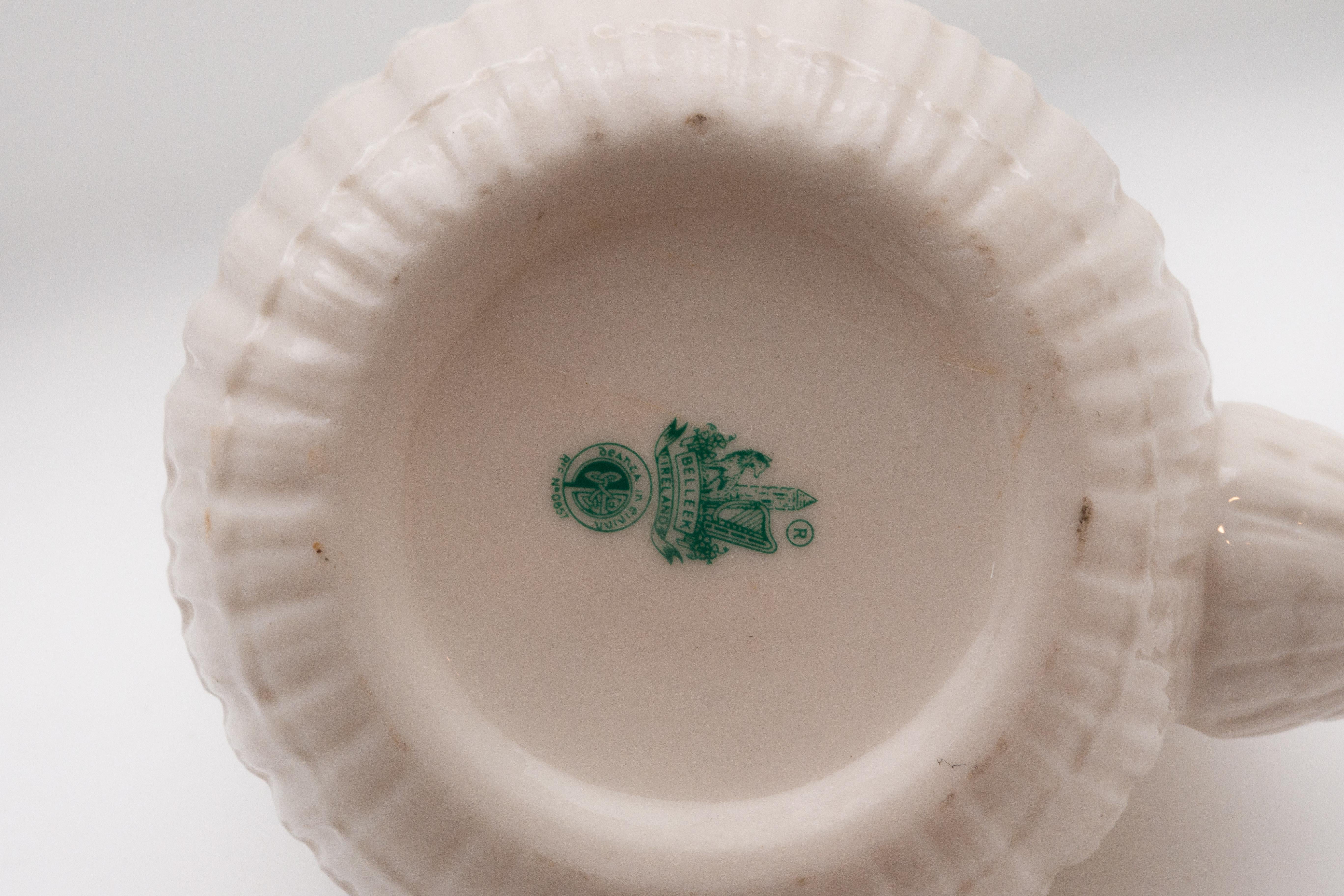 Ceramic Belleek Kettle/Teapot 6th Mark '1965-1980'